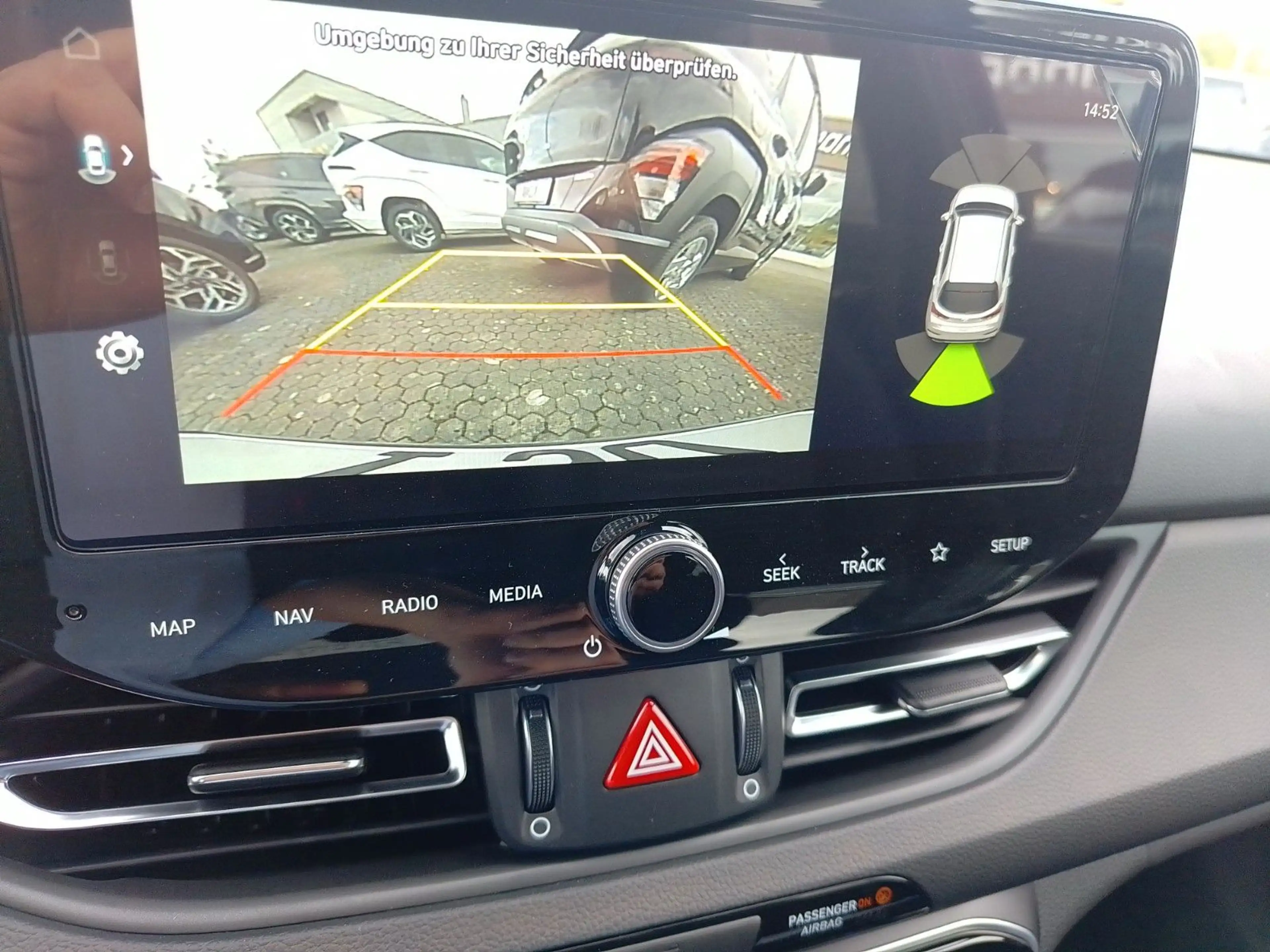 Hyundai i30 Advantage Mild-Hybrid SHZ LHZ LED — photo 9