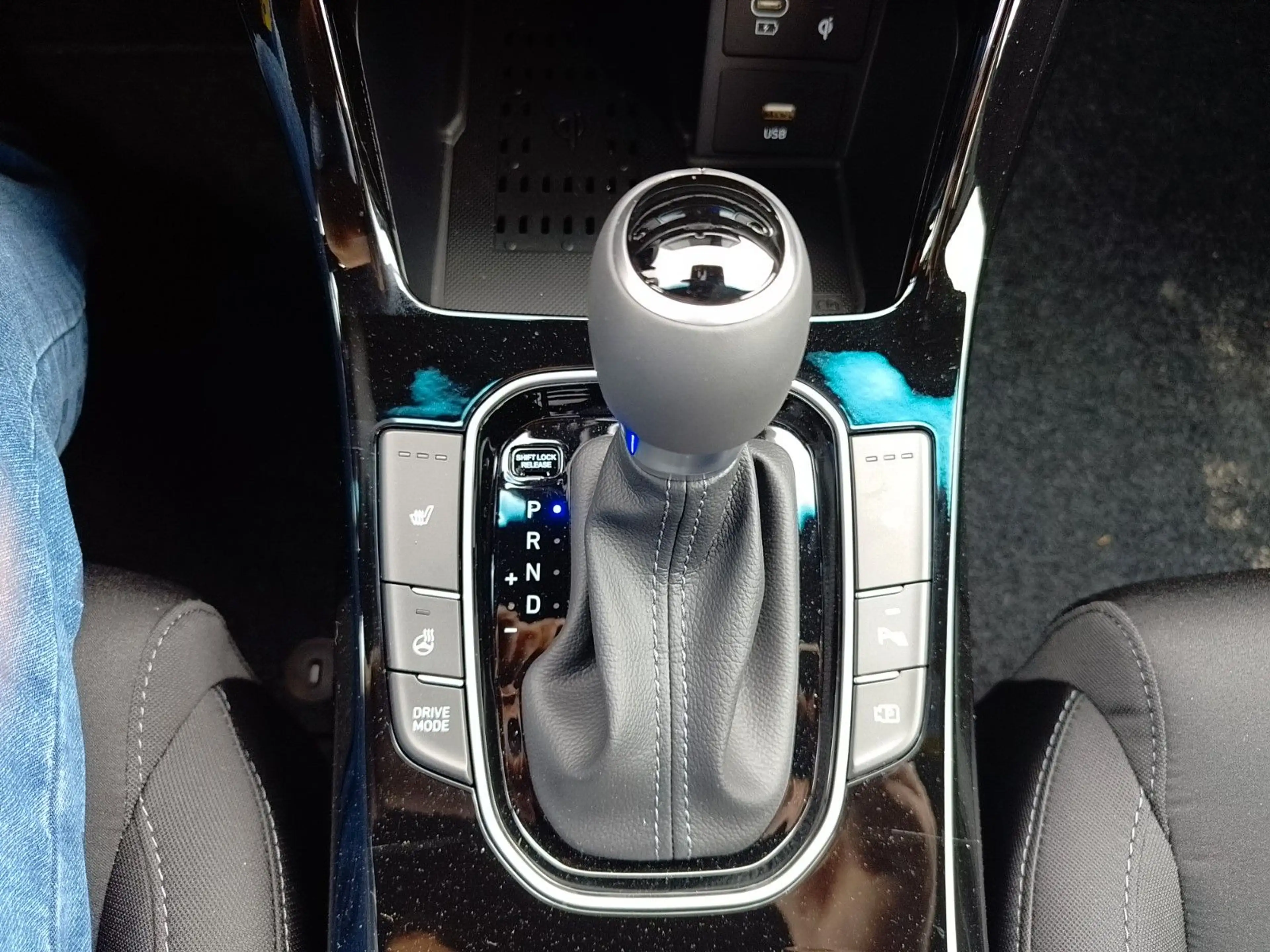 Hyundai i30 Advantage Mild-Hybrid SHZ LHZ LED — photo 11