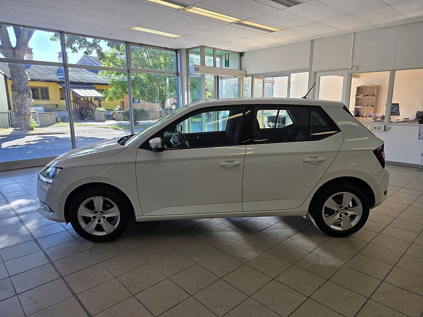 Skoda Fabia Ambition 1,0 Weiß - 2