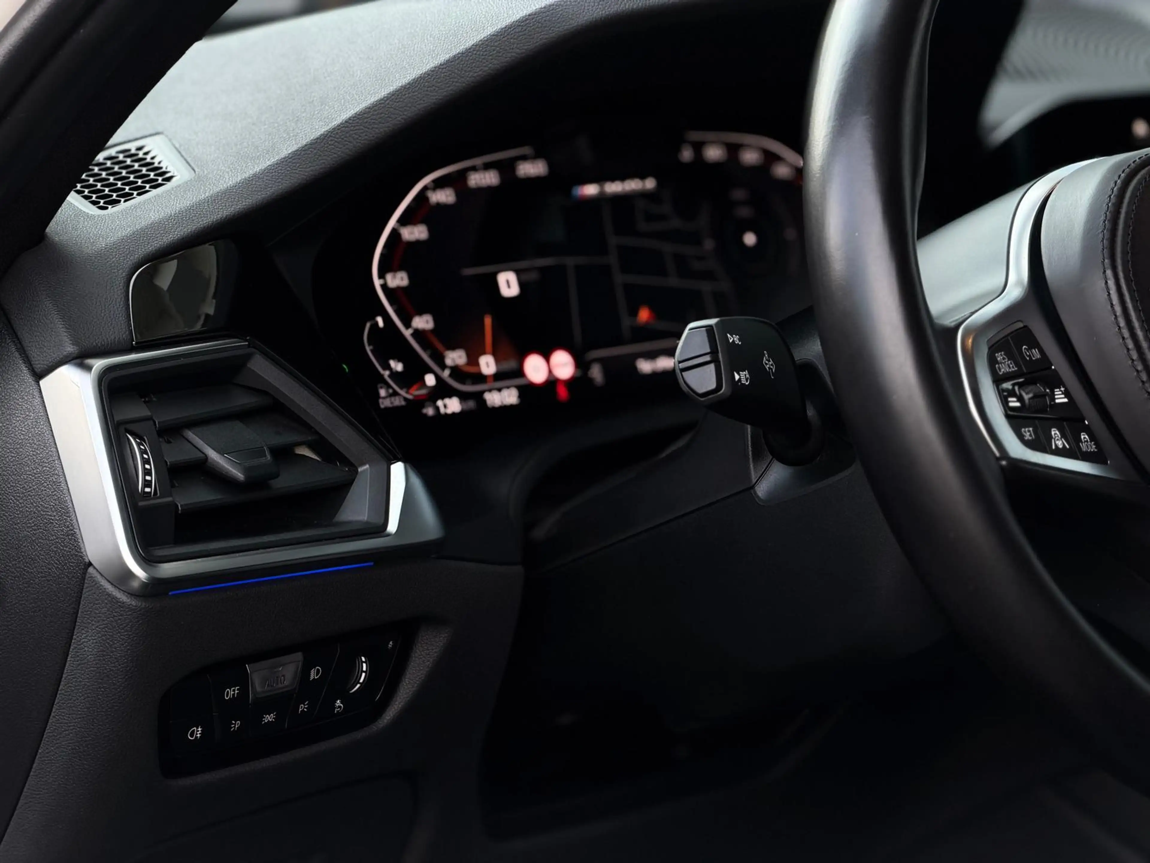 BMW 340 M340d xDrive*Carbon*Alcantara*LED*Lhz*Kamera*HUD — photo 12