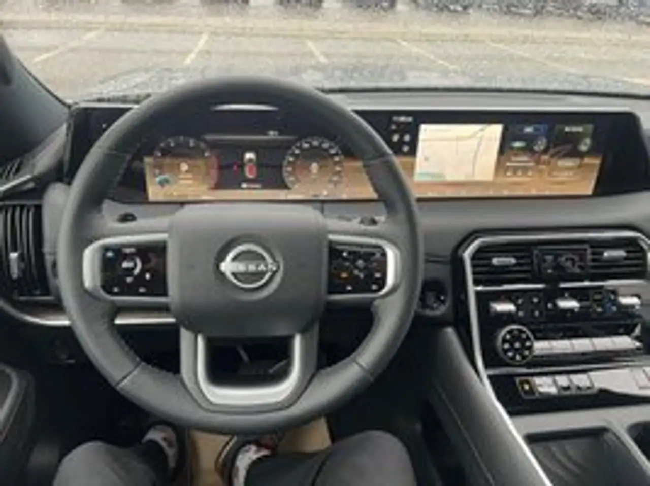 Nissan Armada снимка Nissan Armada