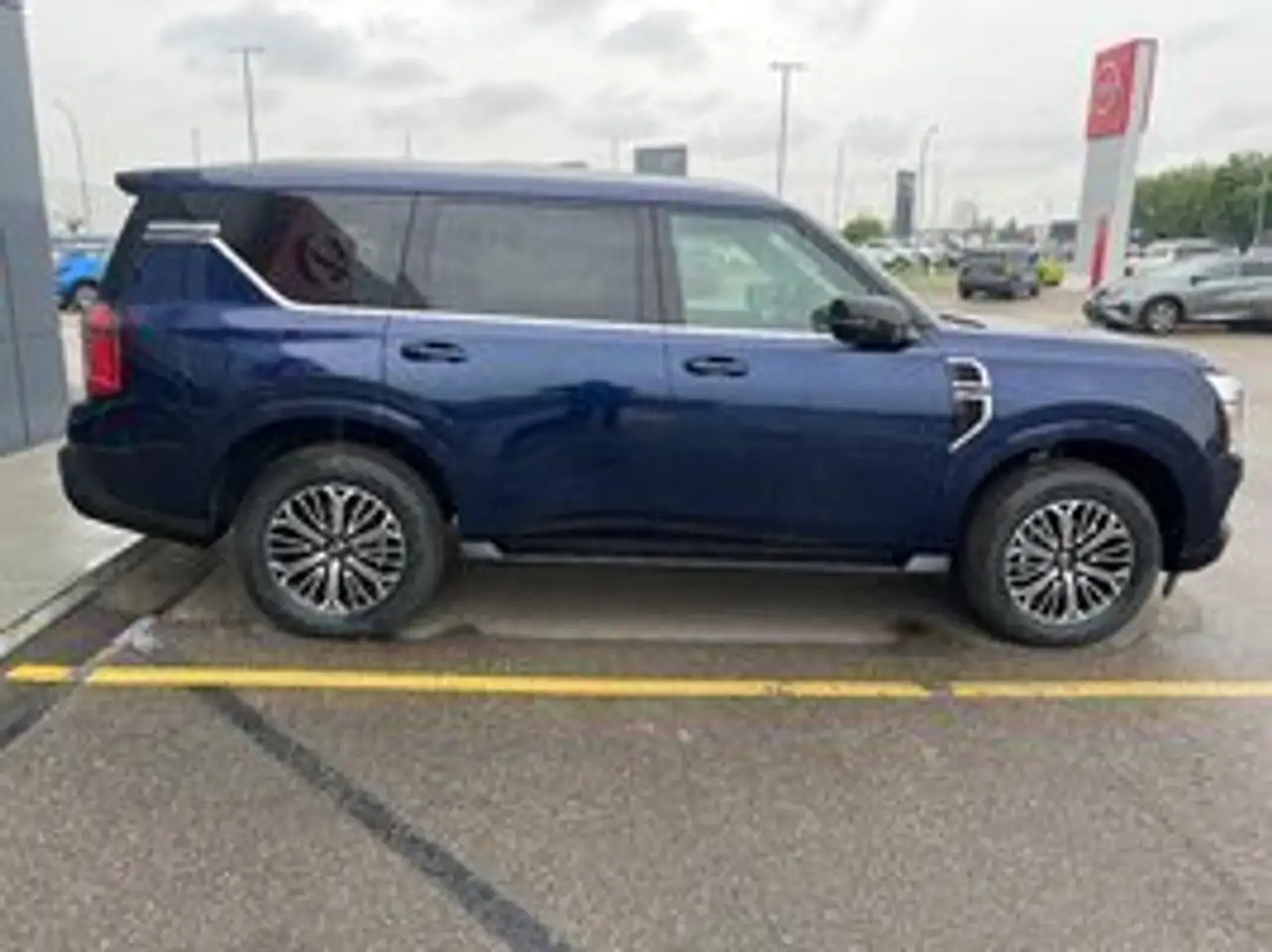Nissan Armada снимка Nissan Armada