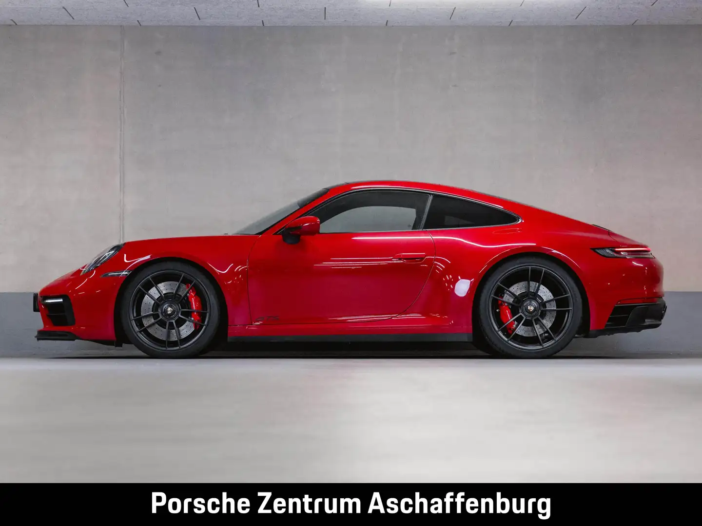 Porsche 911 Carrera GTS Hinterachsl. BOSE Rot - 2