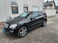 Mercedes-Benz ML 300 ML 300 CDI 4Matic 7G-TRONIC DPF BlueEFFICIENCY Schwarz - thumbnail 1