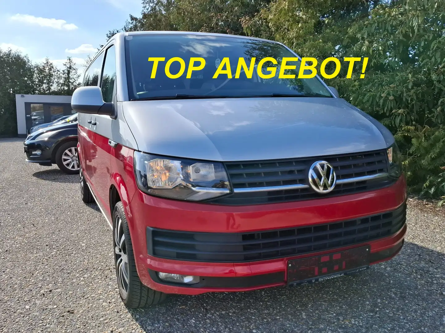 Volkswagen T6 Kombi Kombi lang Mulitvan Bulli TOP! + AHK! 9 Sitze! Grau - 1