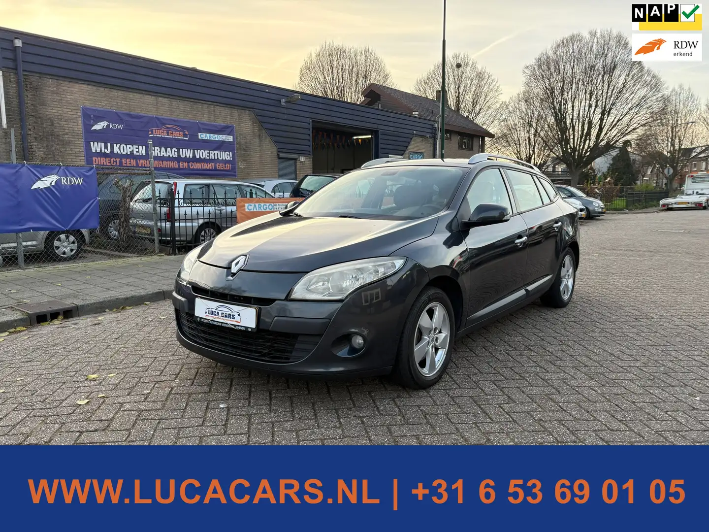 Renault Megane Estate 1.5 dCi Dynamique Grijs - 1