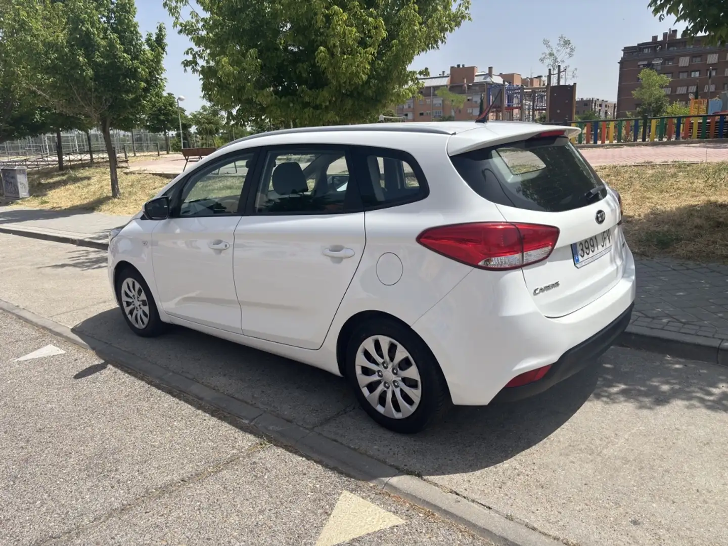 Kia Carens 1.7CRDi Eco-Dynamics Drive 115 Blanc - 2