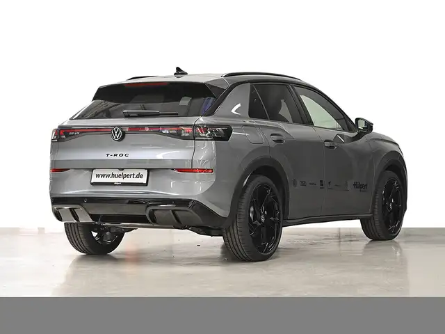 Volkswagen T-Roc view 2