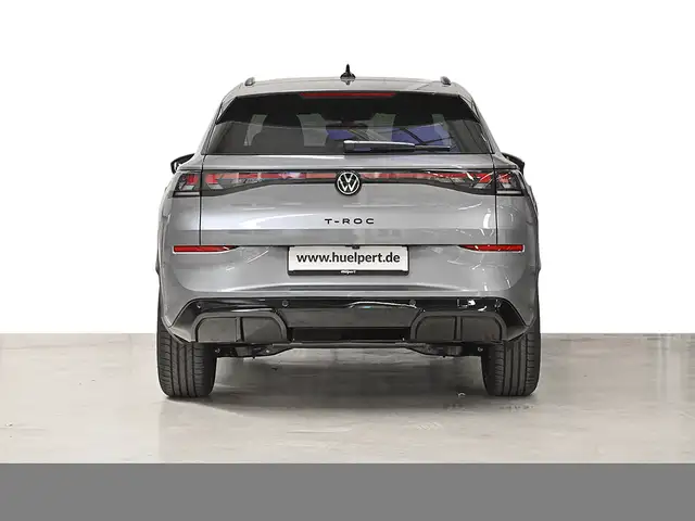 Volkswagen T-Roc view 4