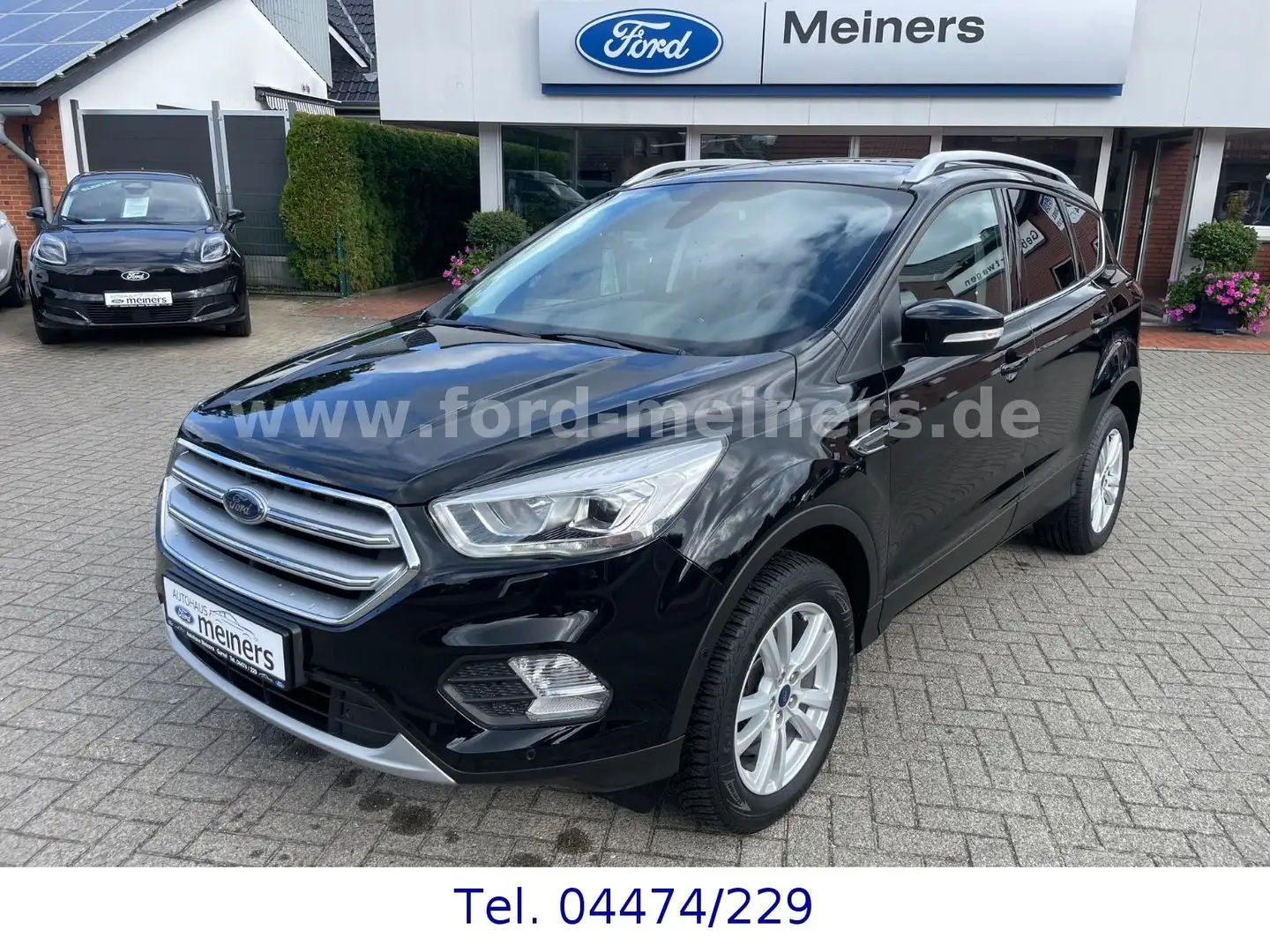 Ford Kuga 1.5 EB Cool & Connect *TÜV neu+AHK+Navi++* Noir - 1