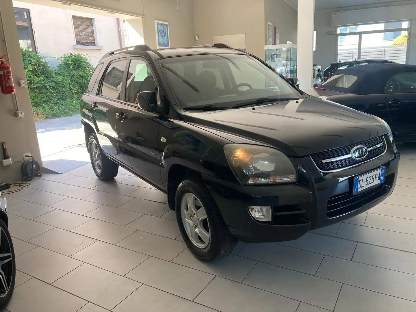 Kia Sportage Sportage II 4X4 2.0 16v Active MOTORE NUOVO Nero - 2