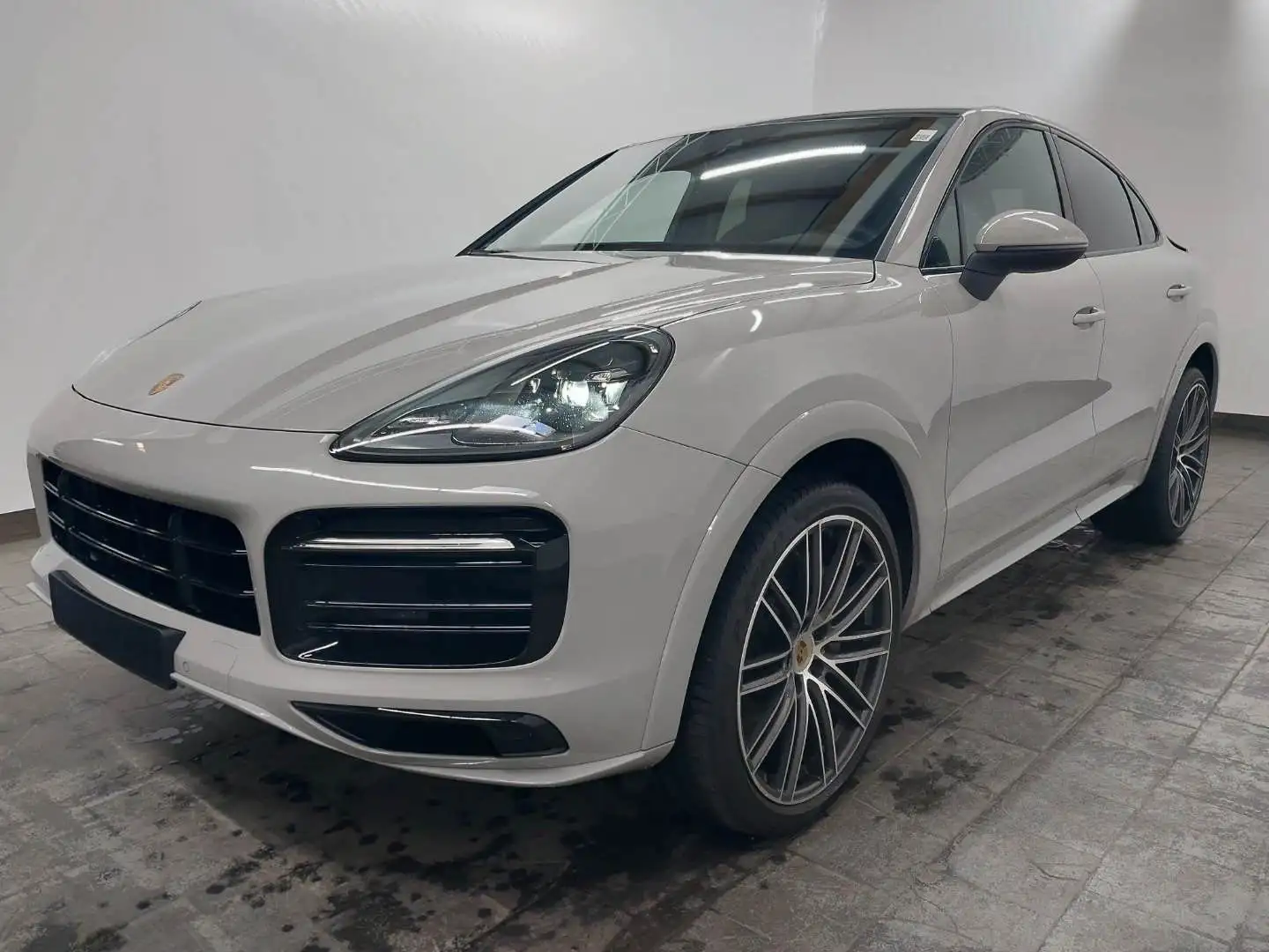 Porsche Cayenne Coupe S* CHRONO/BURMESTER/SPORT DESIGN Grau - 1