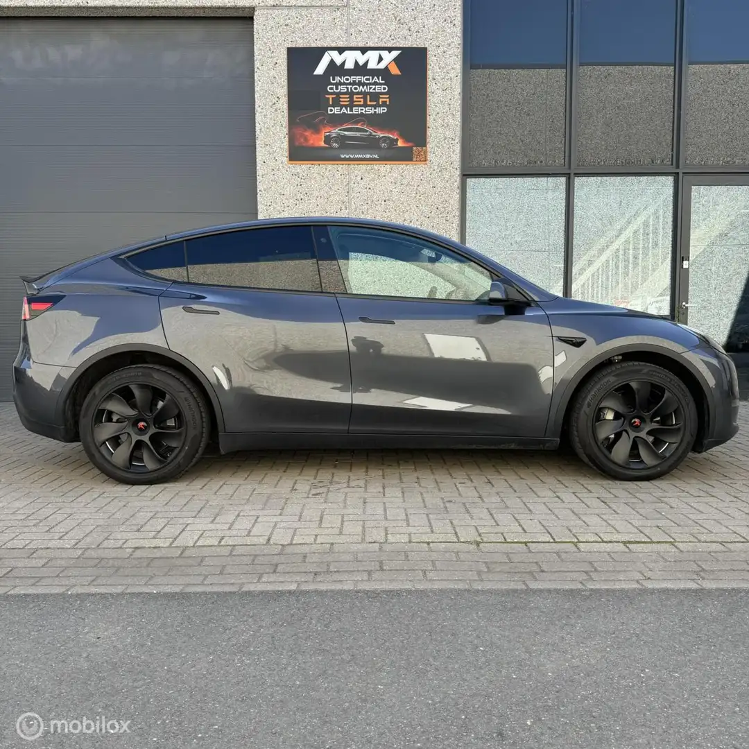 Tesla Model Y Long range AWD + MMX PACK Wit - 2
