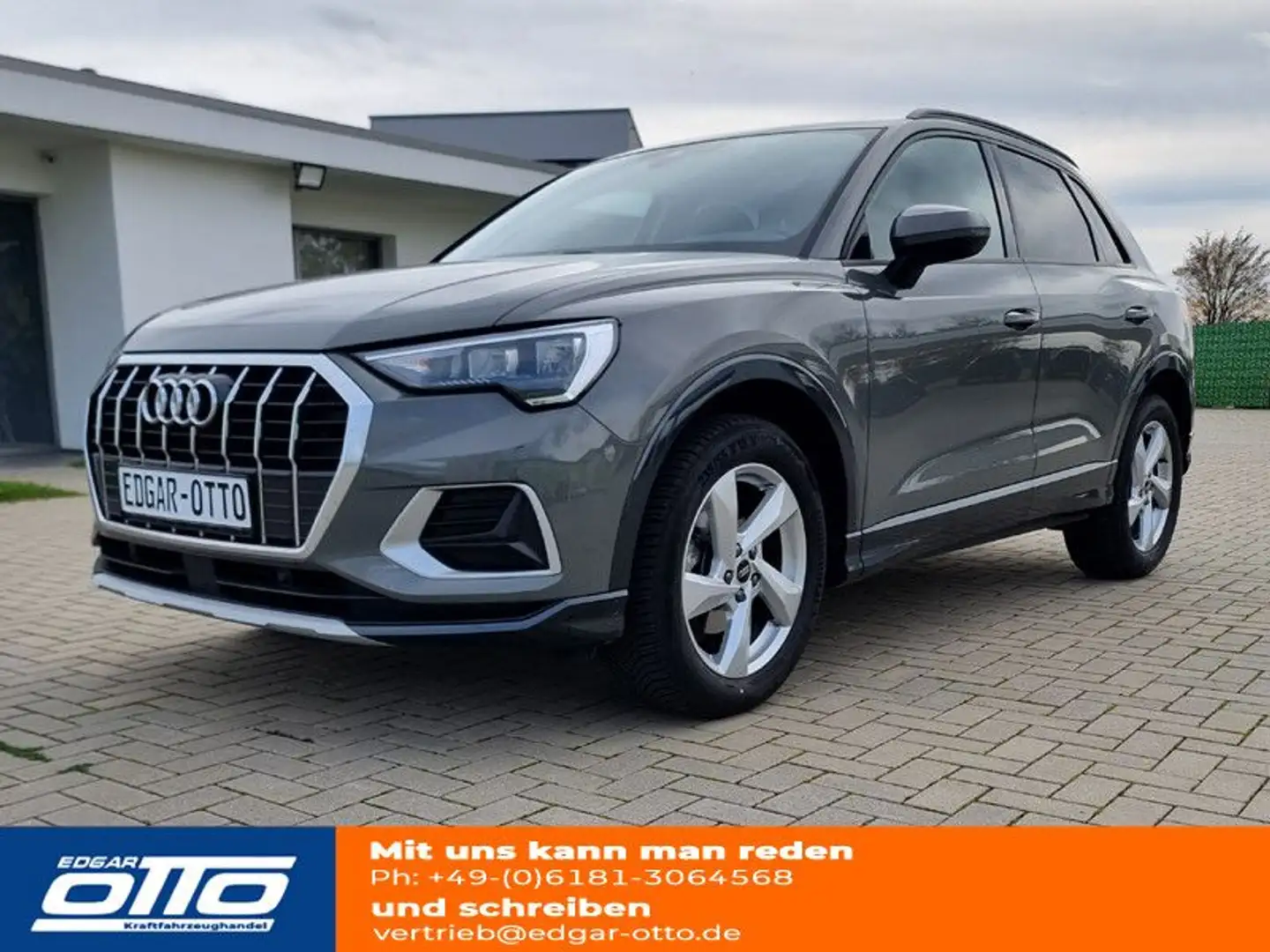 Audi Q3 35 TFSI advanced Pano LED PDC Autom. Grau - 1