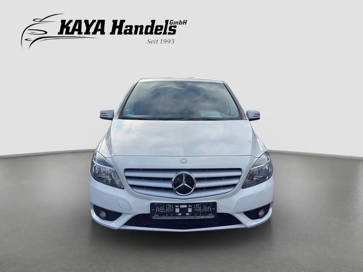 Mercedes-Benz B 180 KLIMA+ALU+ERST 100TKM+GARANTIE Weiß - 2