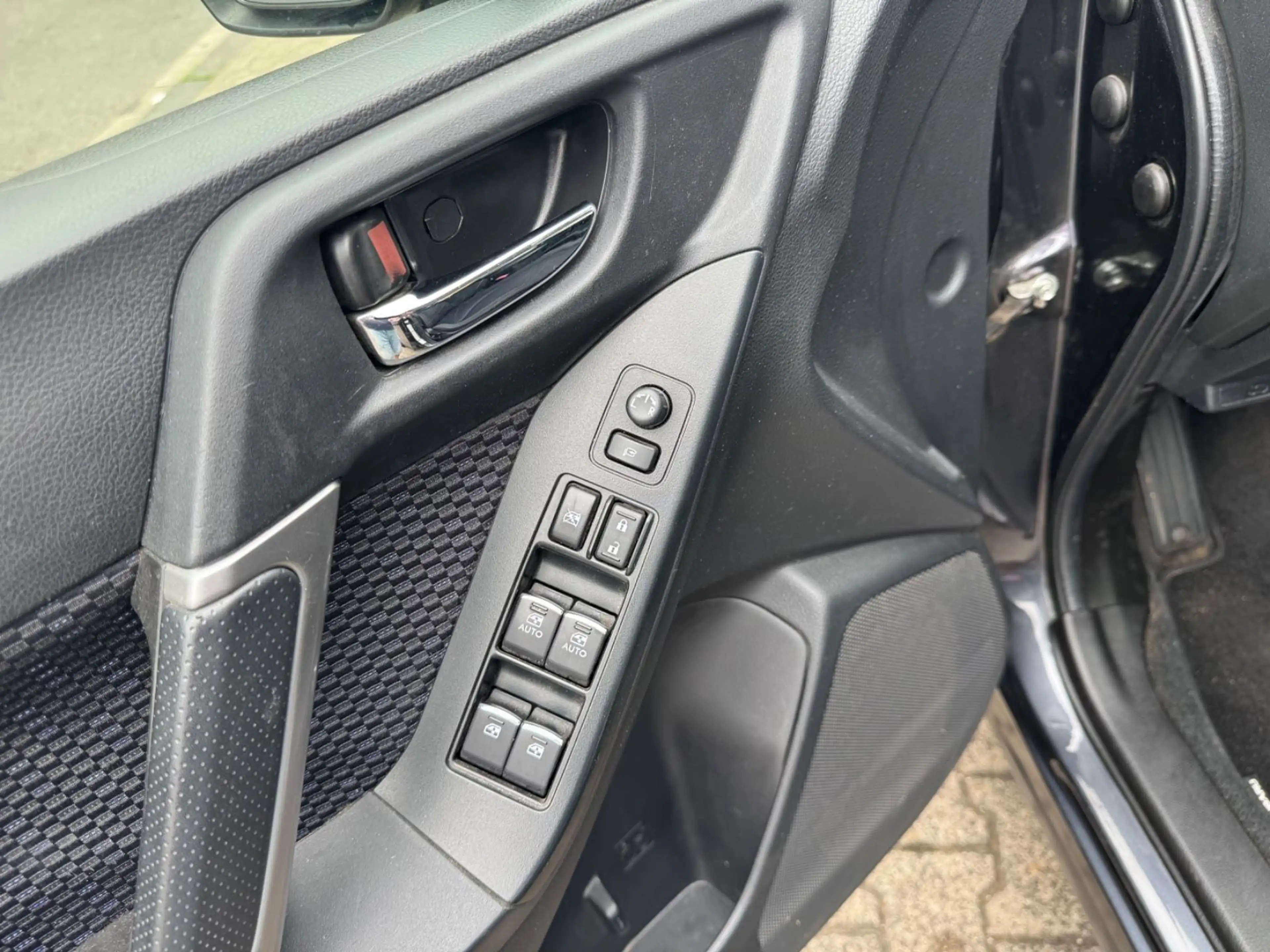 Subaru Forester -Navi-Kamera-SHZ-AHK — photo 11