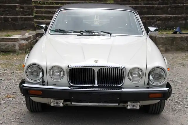 Jaguar Daimler Double Six Serie 3 mit 3 Jahren Garantie