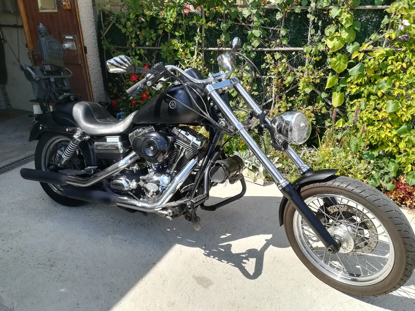 Harley-Davidson Dyna Super Glide Negru - 1