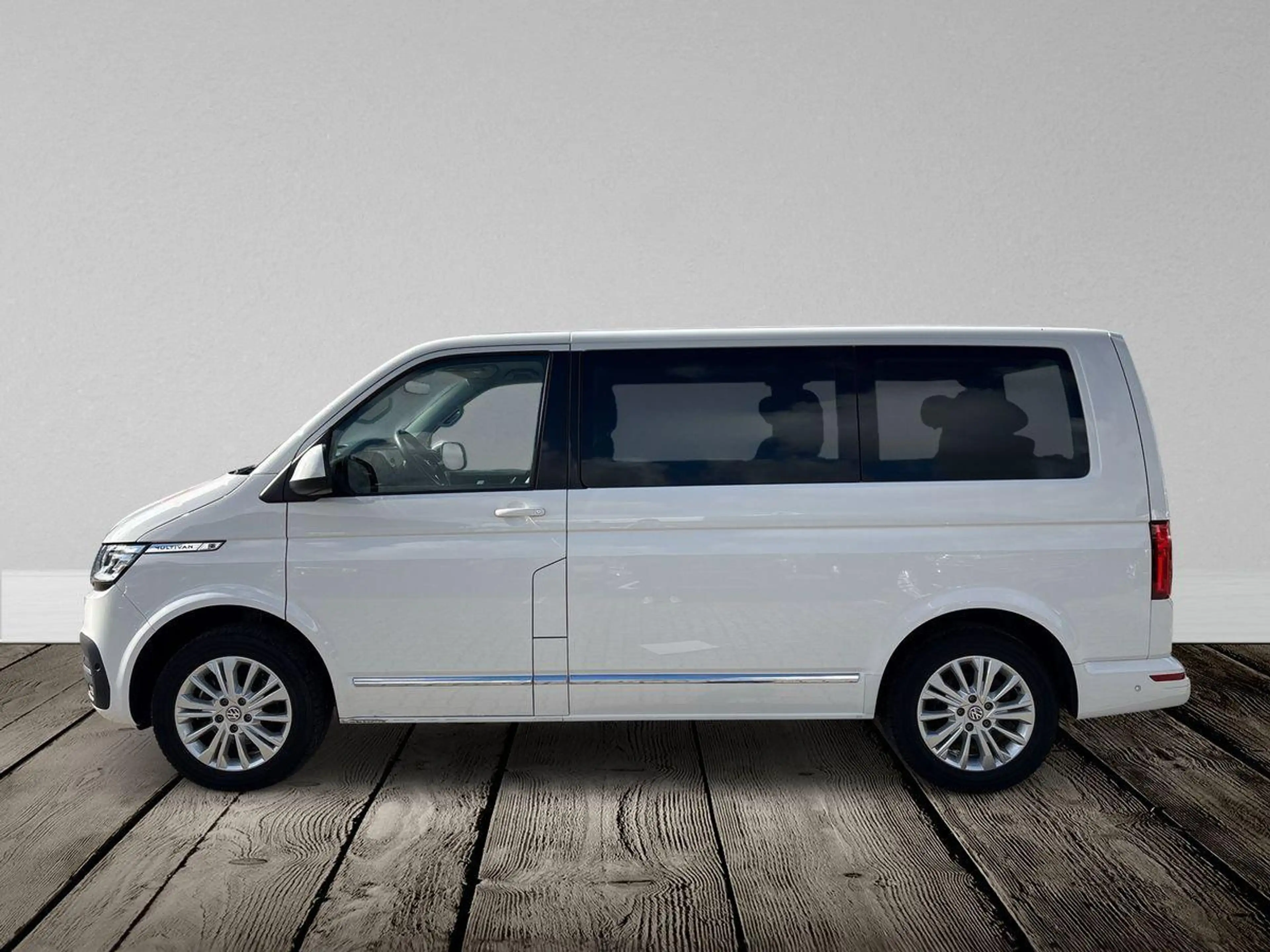 Volkswagen T6.1 Transporter T6.1 Multivan 2.0 TDI — photo 9