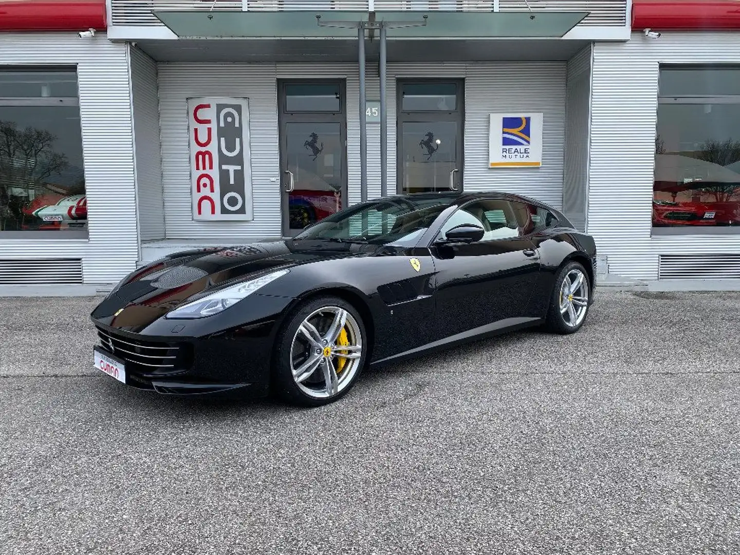 Ferrari GTC4 Lusso GTC4Lusso Nero - 1
