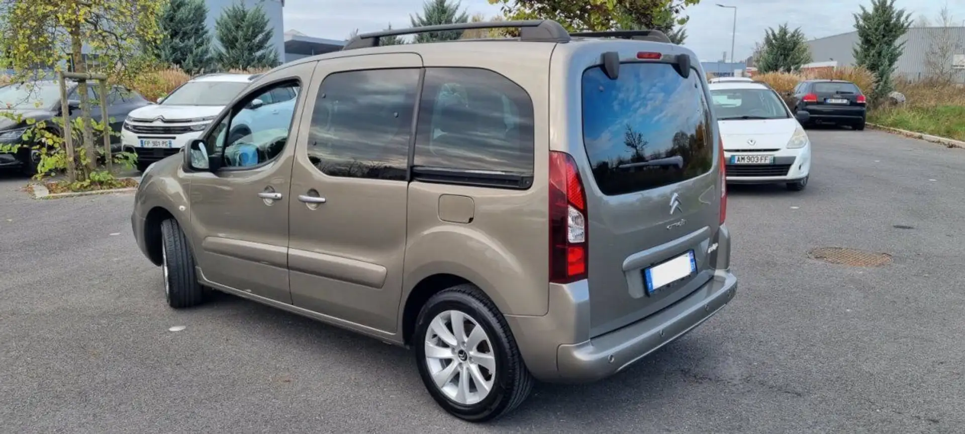 Citroen Berlingo II 1.6 VTi 100ch Feel - 2