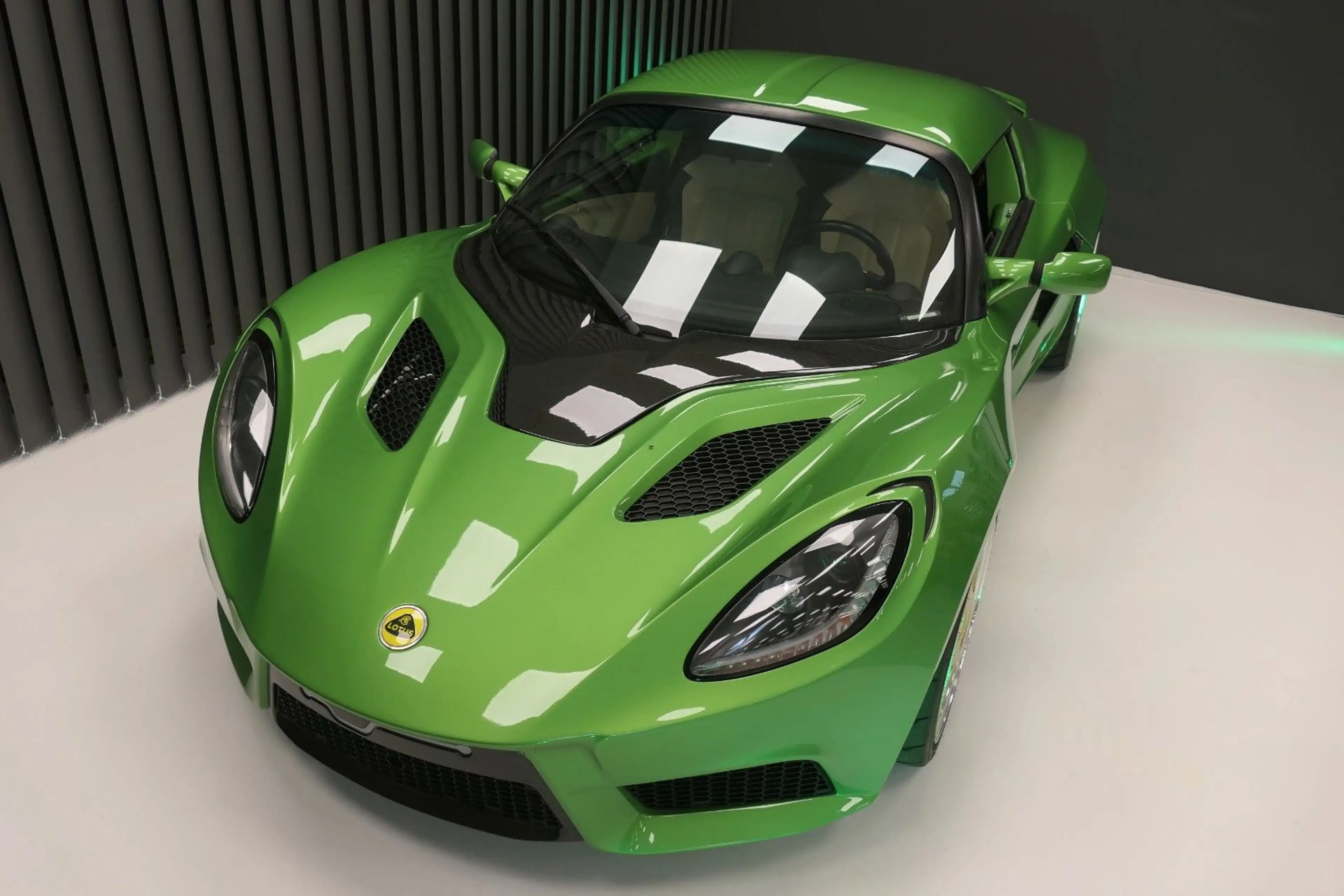 Lotus Elise Supercharged Detroit Electric SP:01 — photo 9