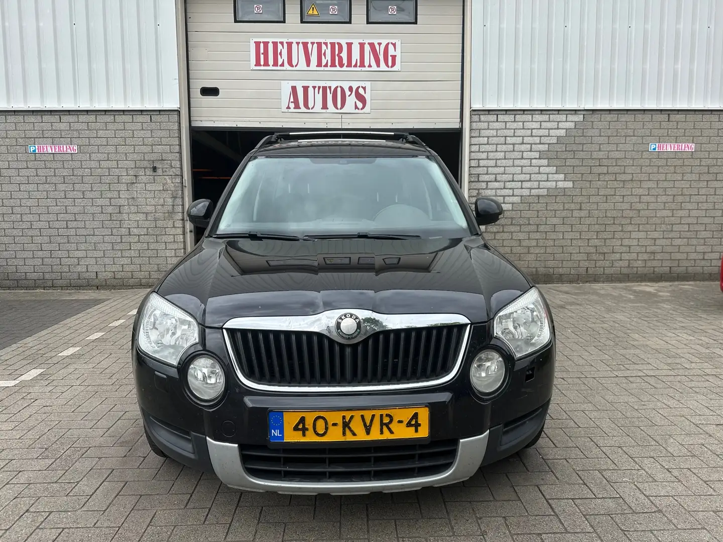 Skoda Yeti 1.2 TSI Elegance | Airco | Trekhaak | Cruise Zwart - 2