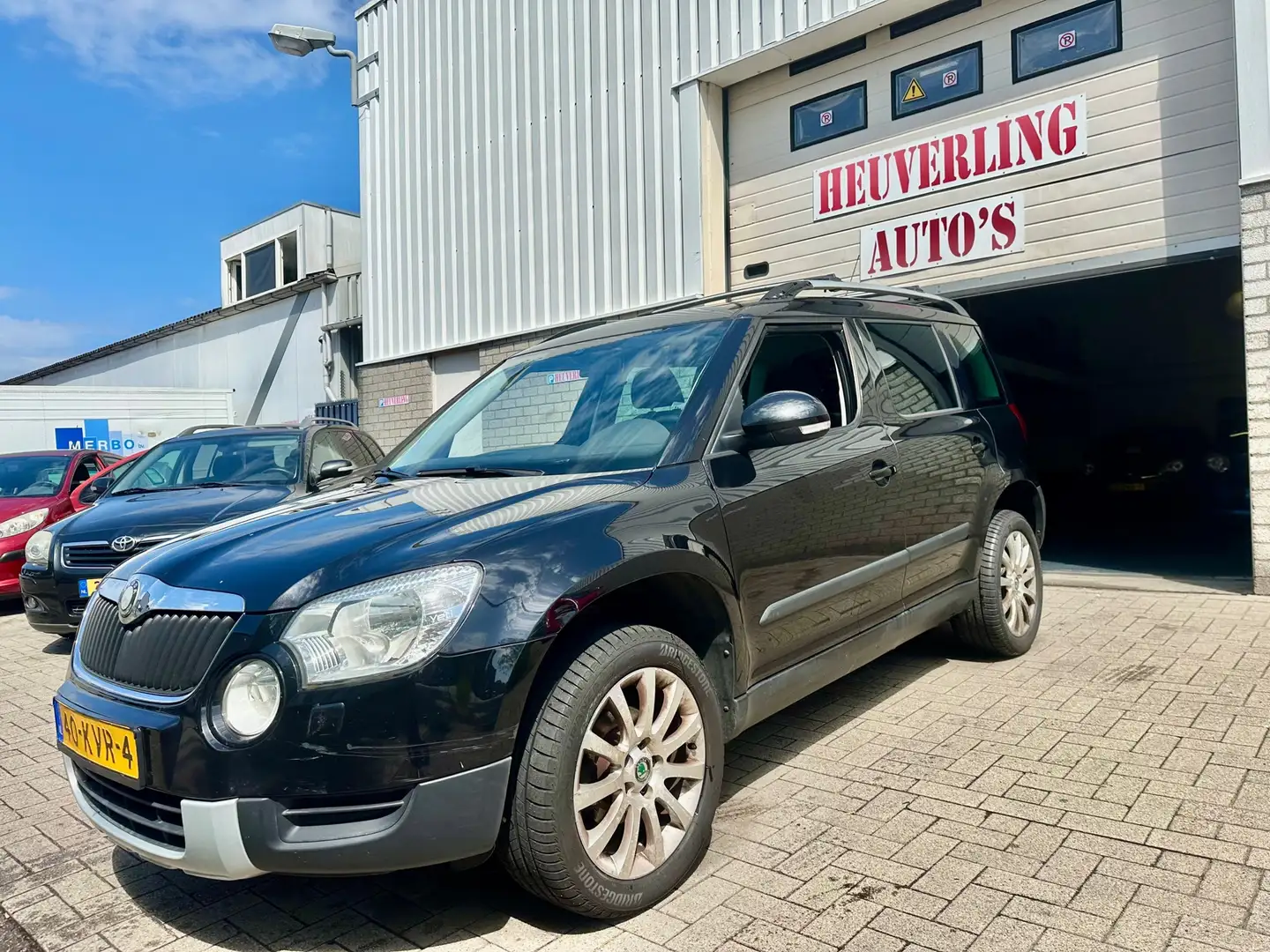Skoda Yeti 1.2 TSI Elegance | Airco | Trekhaak | Cruise Noir - 1