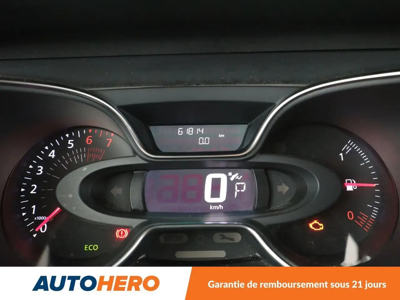 Renault Captur — photo 20