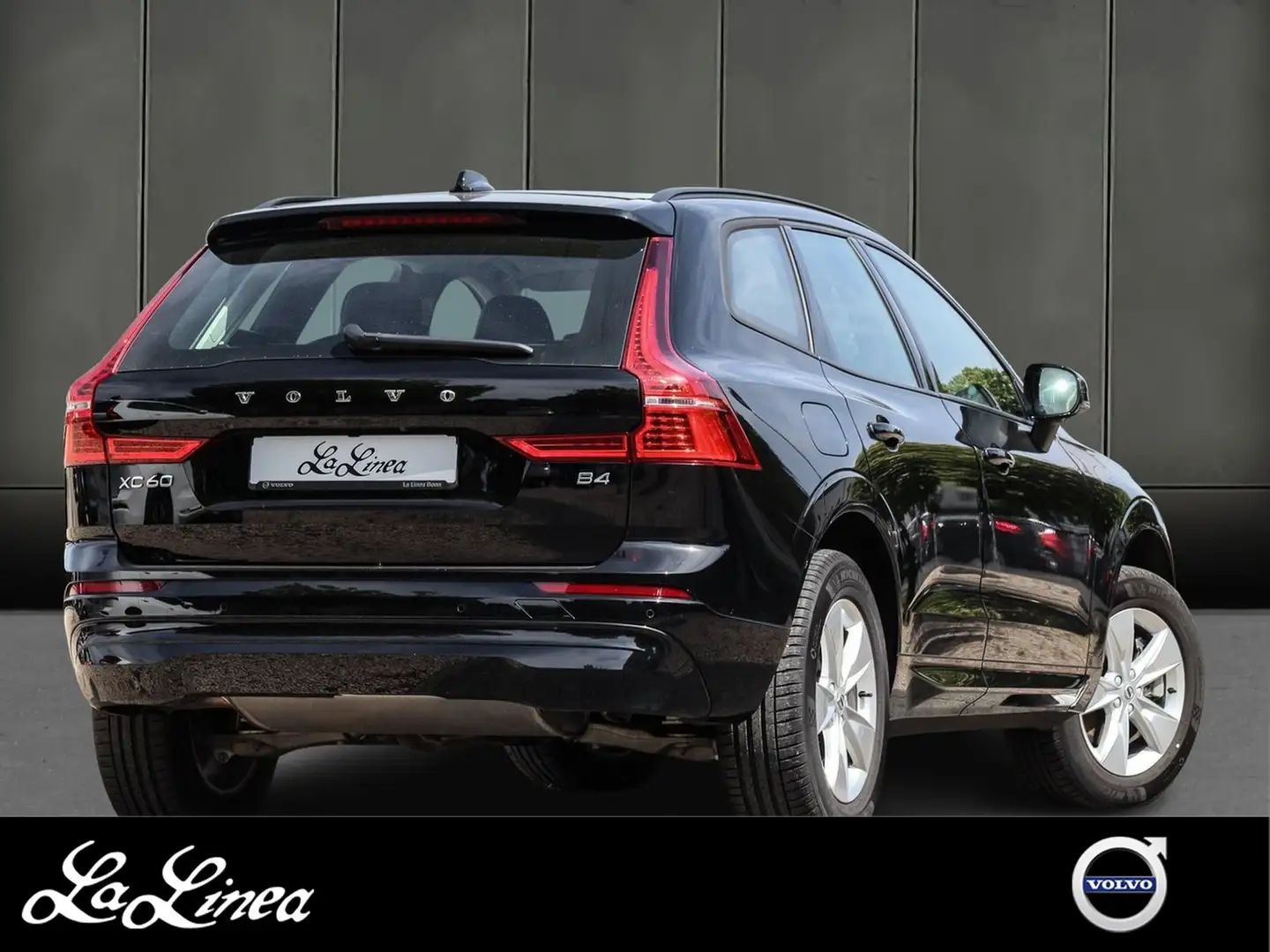 Volvo XC60 B4 Benzin Essential Aut. Navi*PDC*LED Zwart - 2
