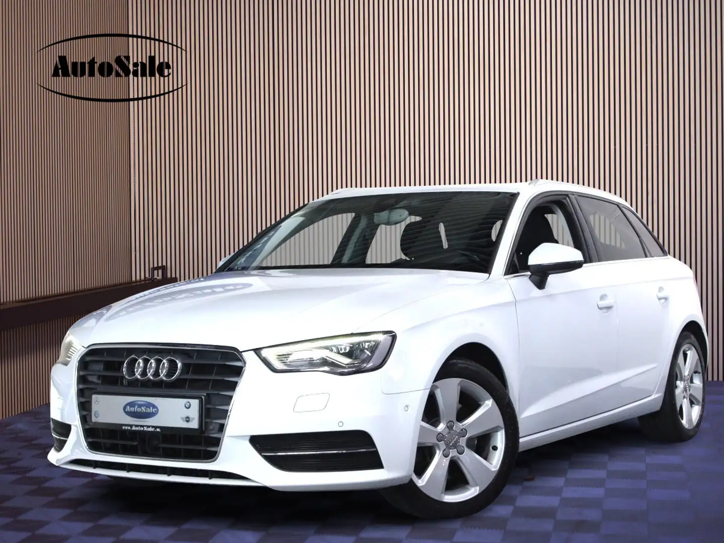 Audi A3 Sportback 1.4 TFSI CoD PL+ MATRIX ACC NAV CAMERA D Wit - 1