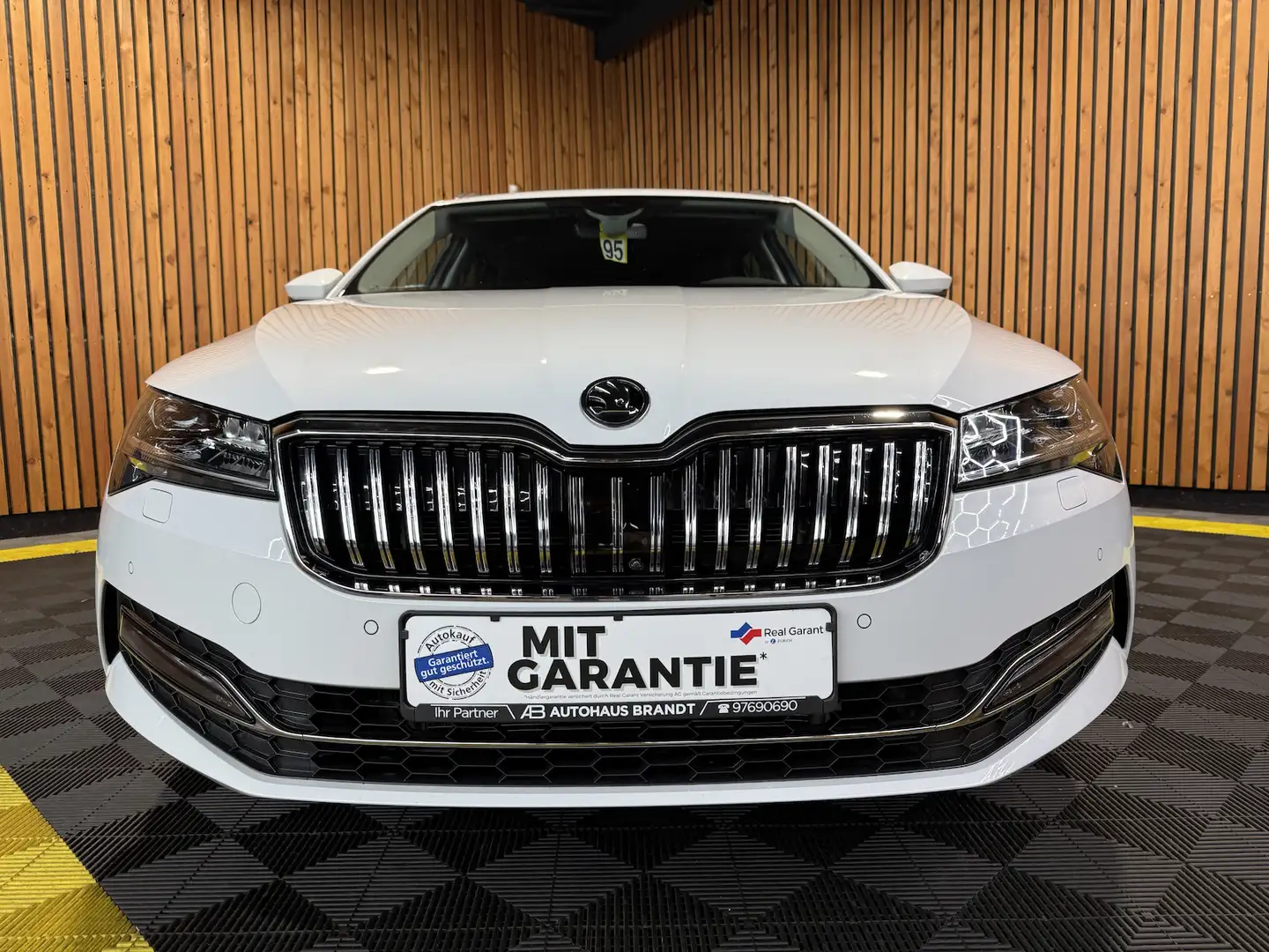 Skoda Superb Combi Style TDI DSG *Navi*ACC*Virtual*AHK Weiß - 2