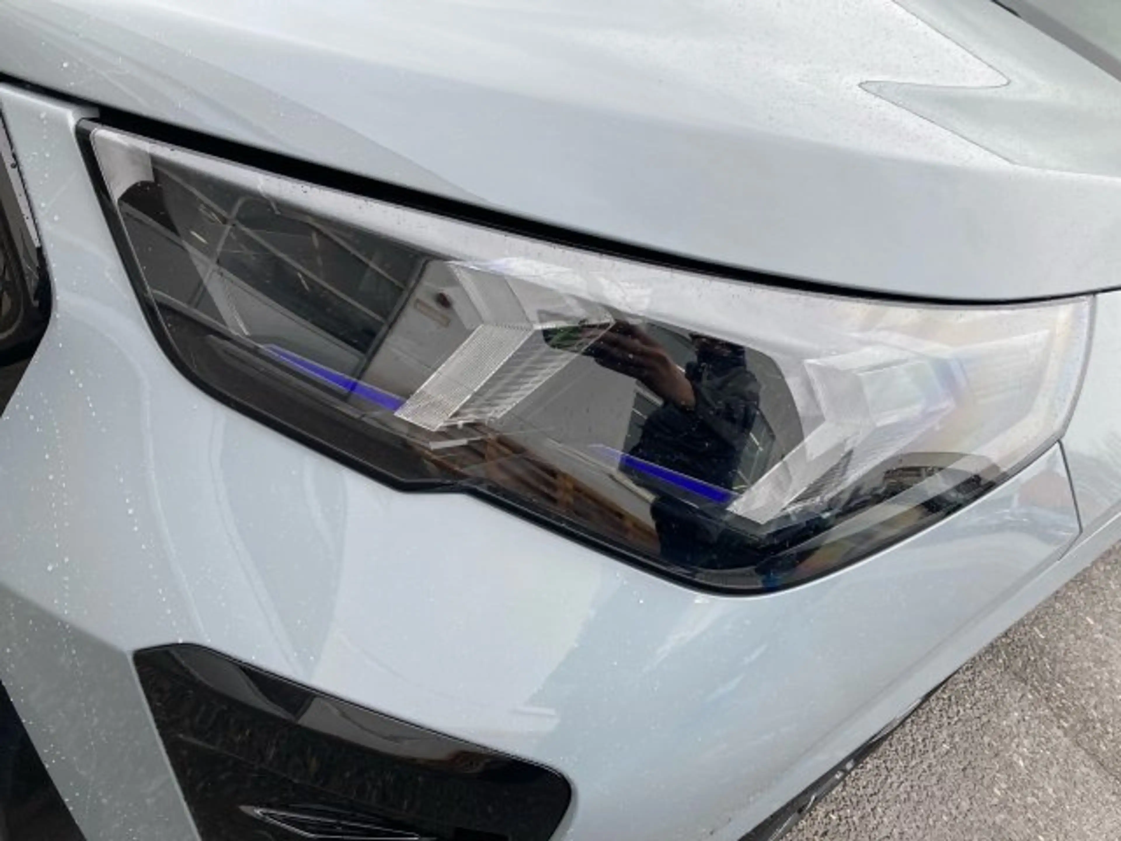 BMW iX2 xDrive30 U10 — photo 12