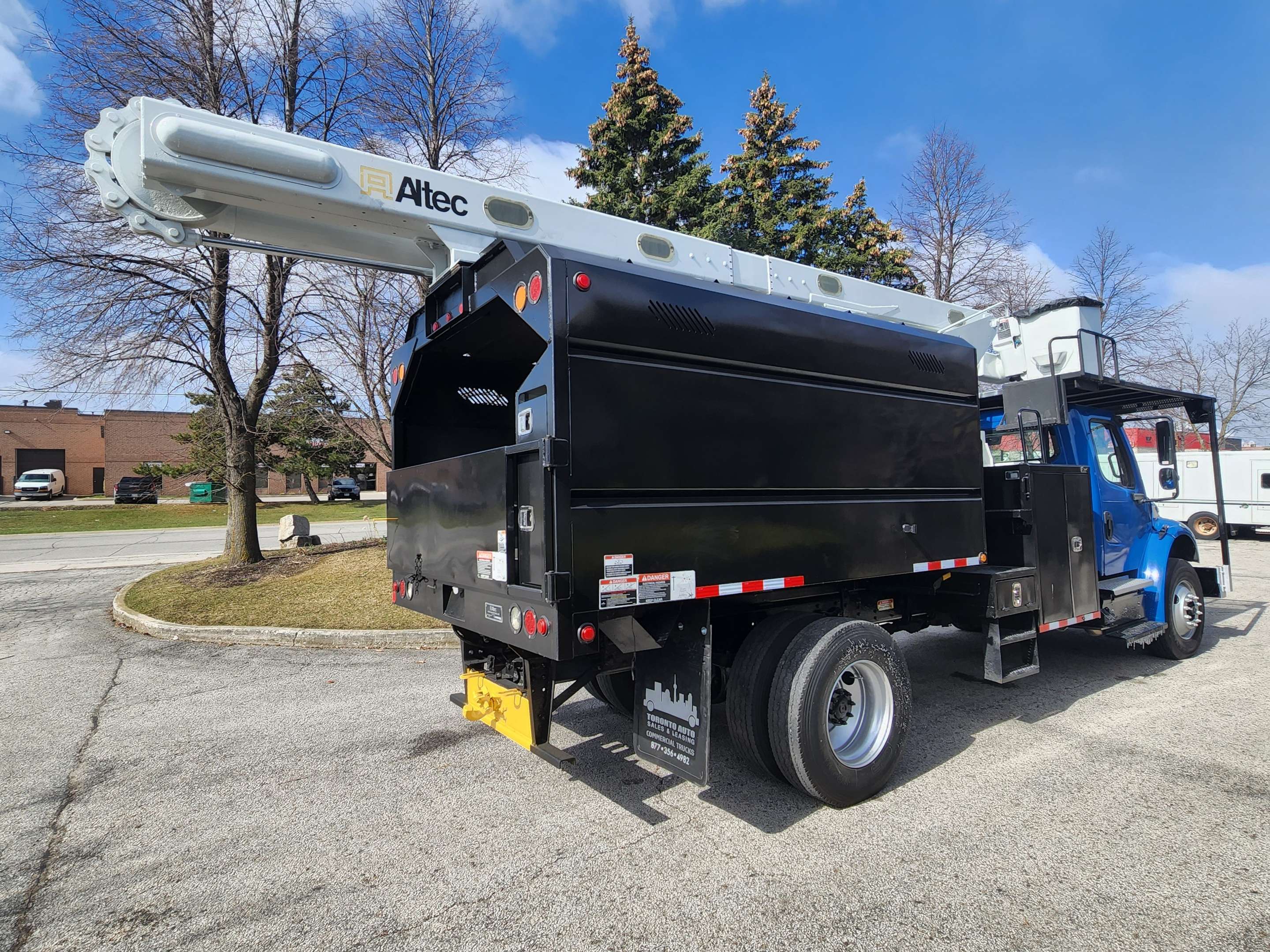 2016 Freightliner M2