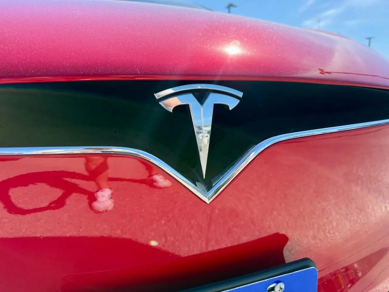 Tesla Model X photo Tesla Model X
