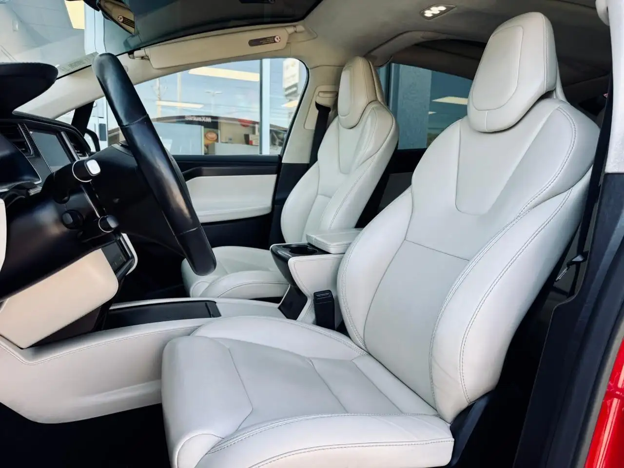 Tesla Model X photo Tesla Model X