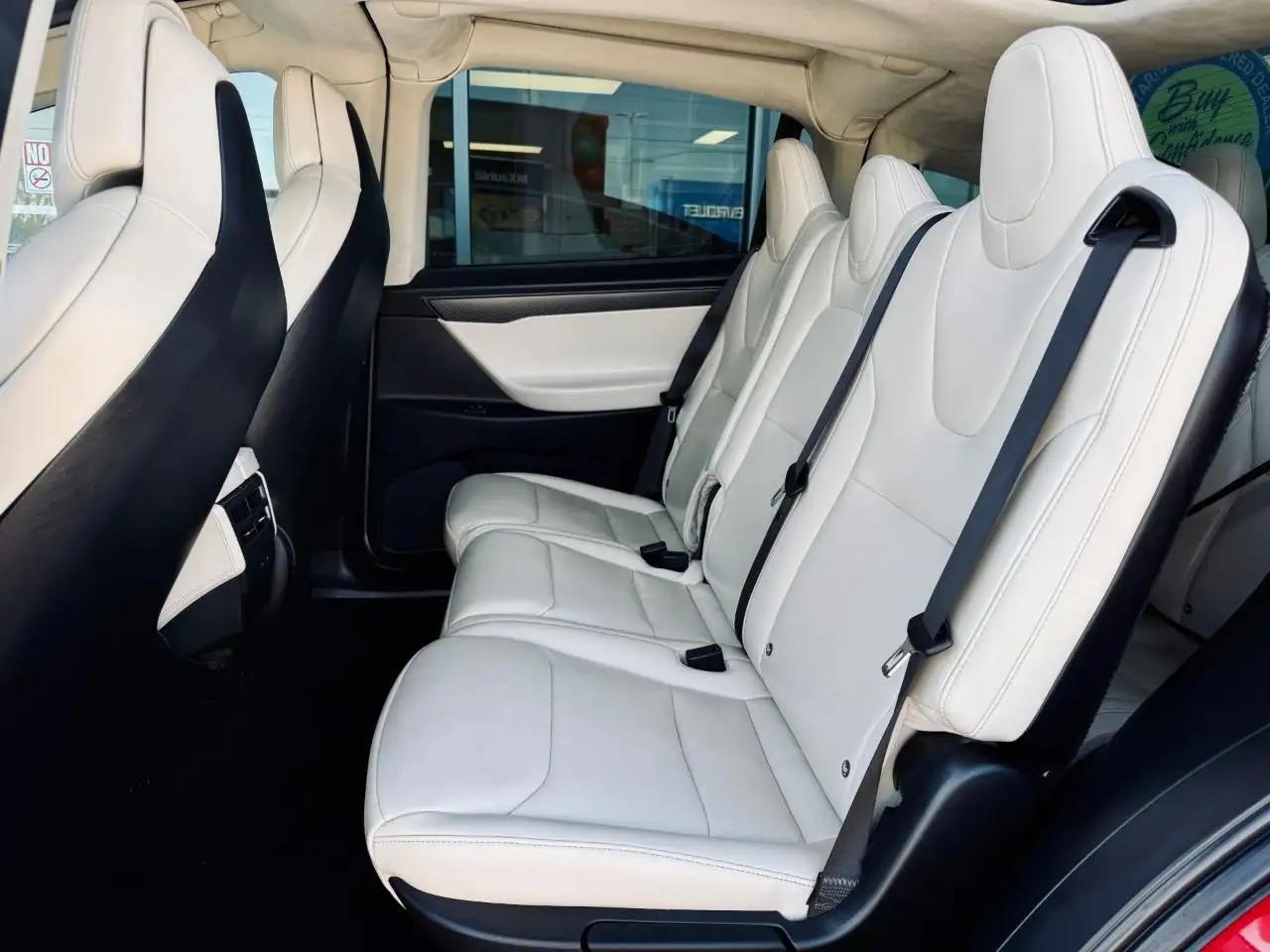 Tesla Model X photo Tesla Model X