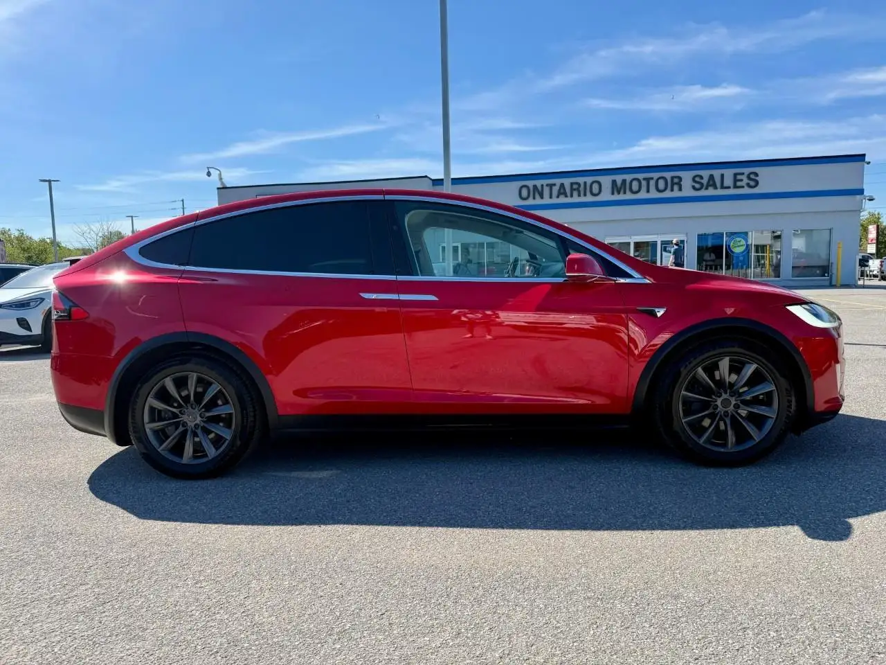 Tesla Model X photo Tesla Model X