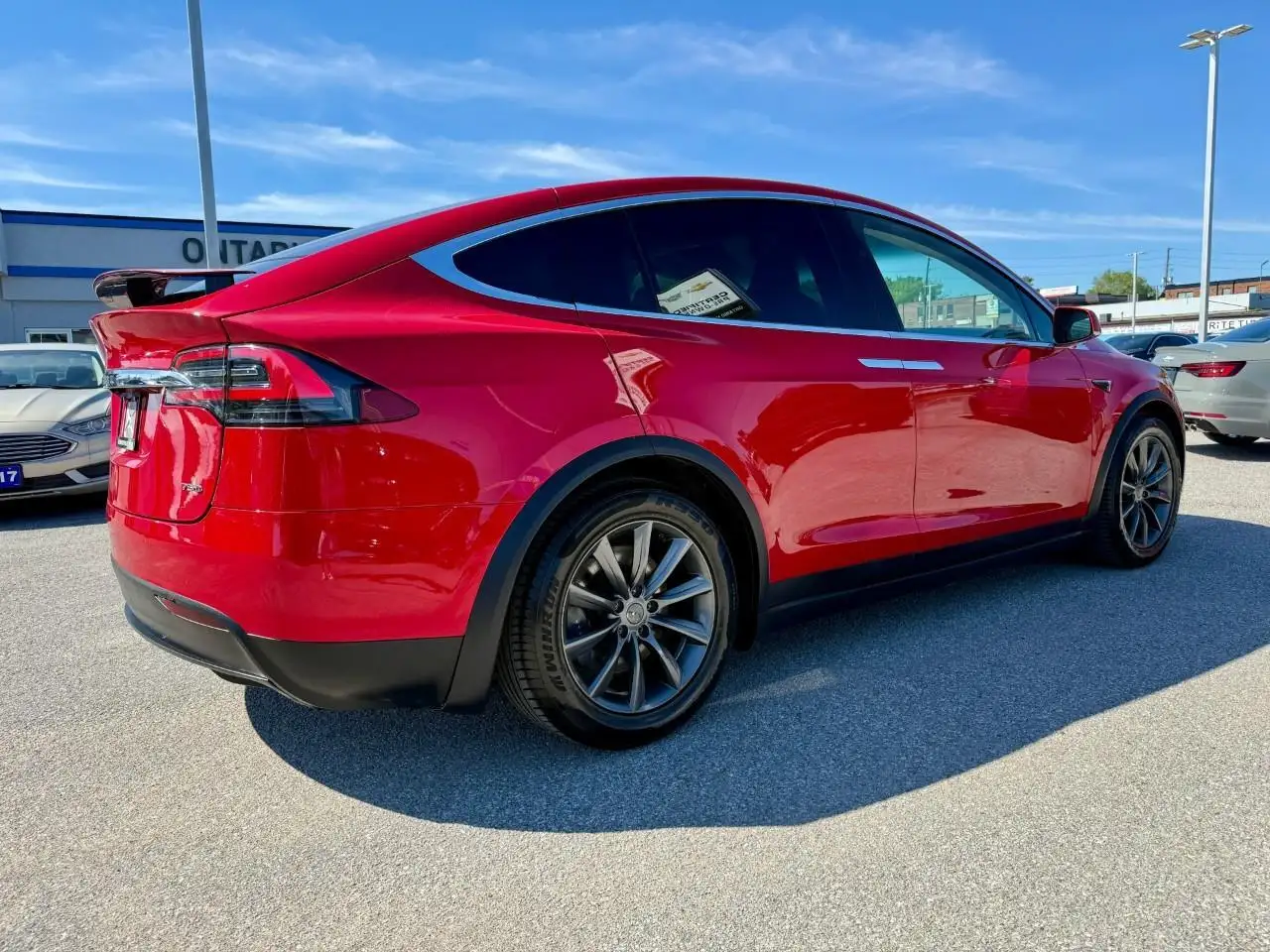 Tesla Model X photo Tesla Model X