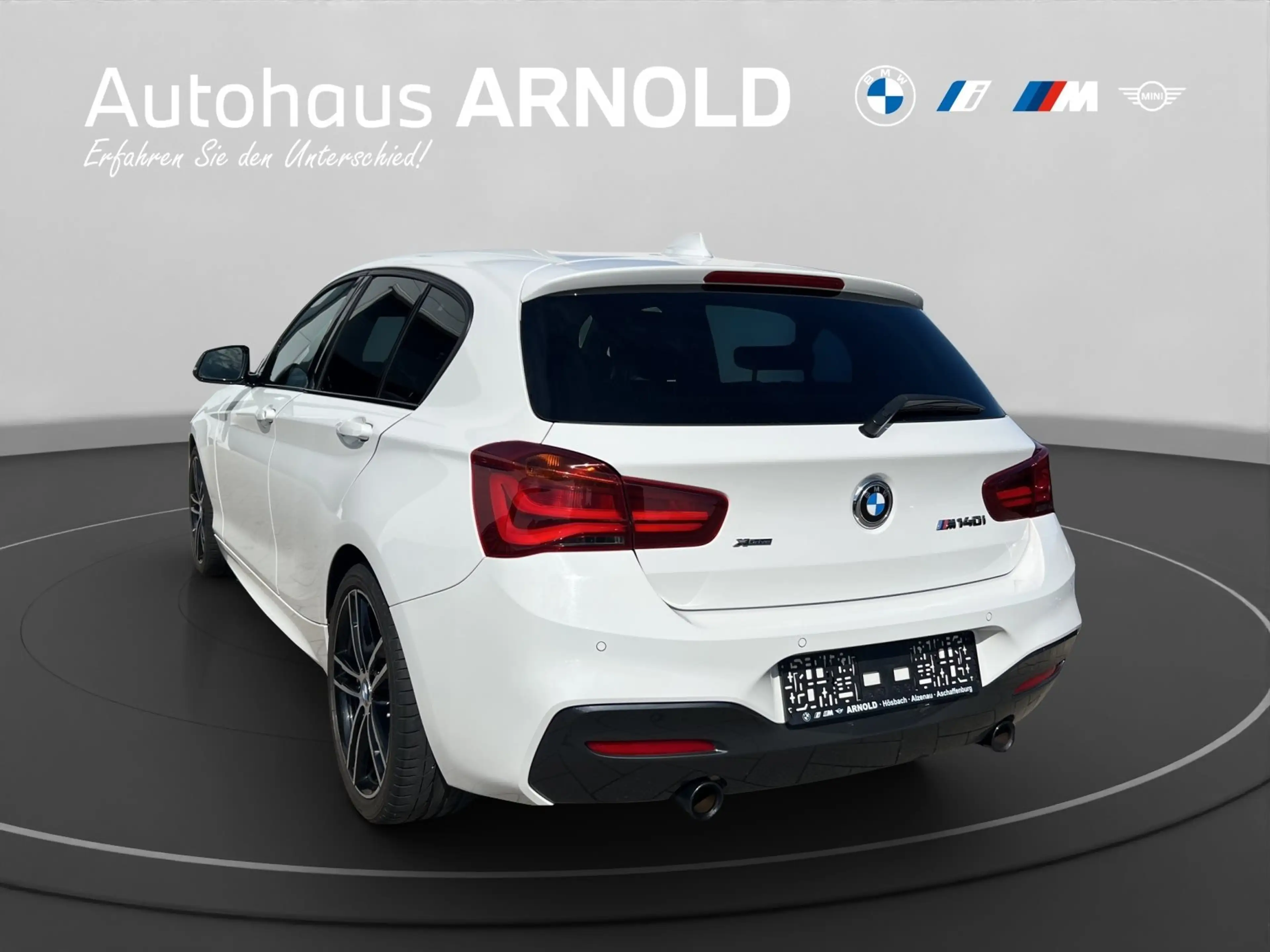 BMW 140 M140i xDrive 5-Türer Harman Kardon Schiebedach Len — photo 6