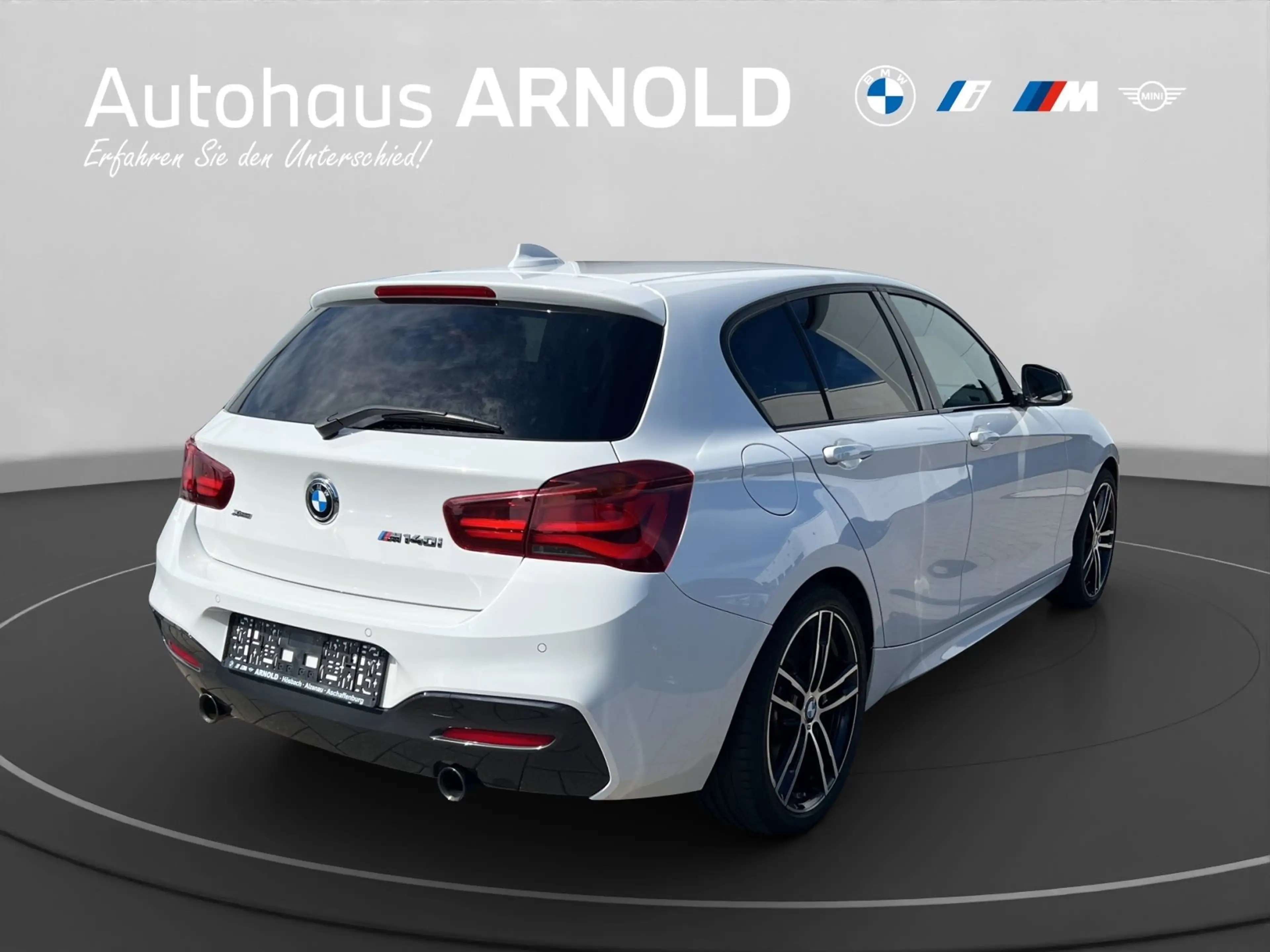BMW 140 M140i xDrive 5-Türer Harman Kardon Schiebedach Len — photo 4