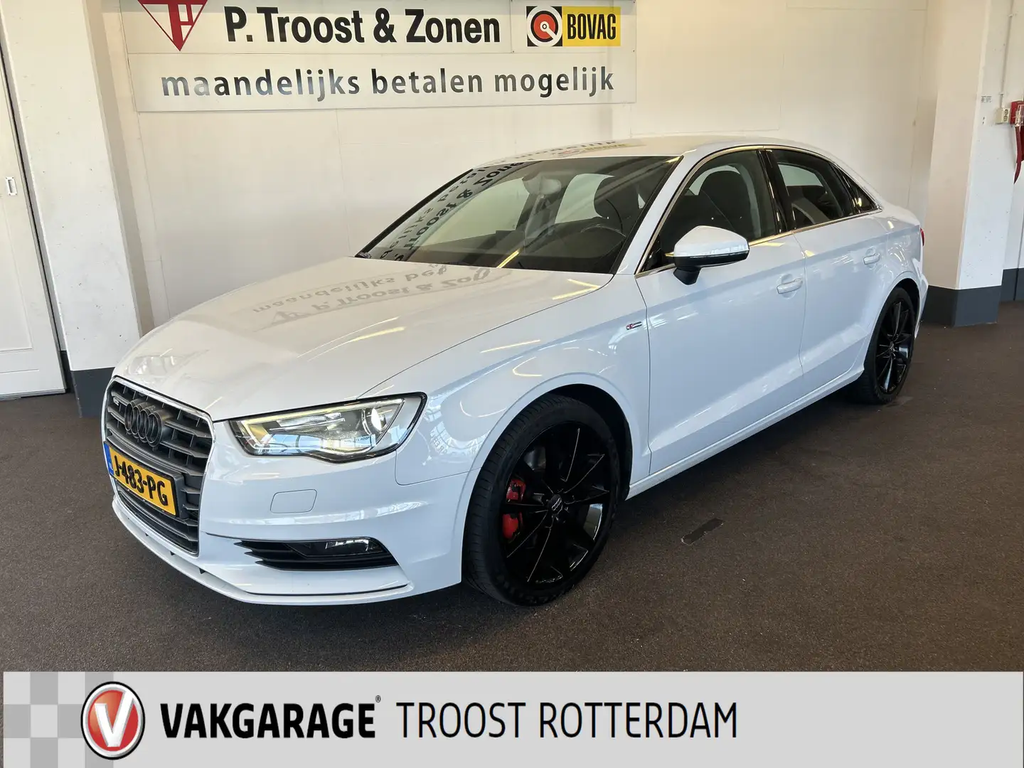 Audi A3 Limousine 1.8 TFSI S-Line Automaat | 240PK | RS3 U Wit - 1