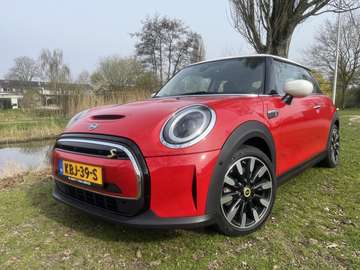 Mini Electric MINI Yours 33 kWh VOL OPTIES
