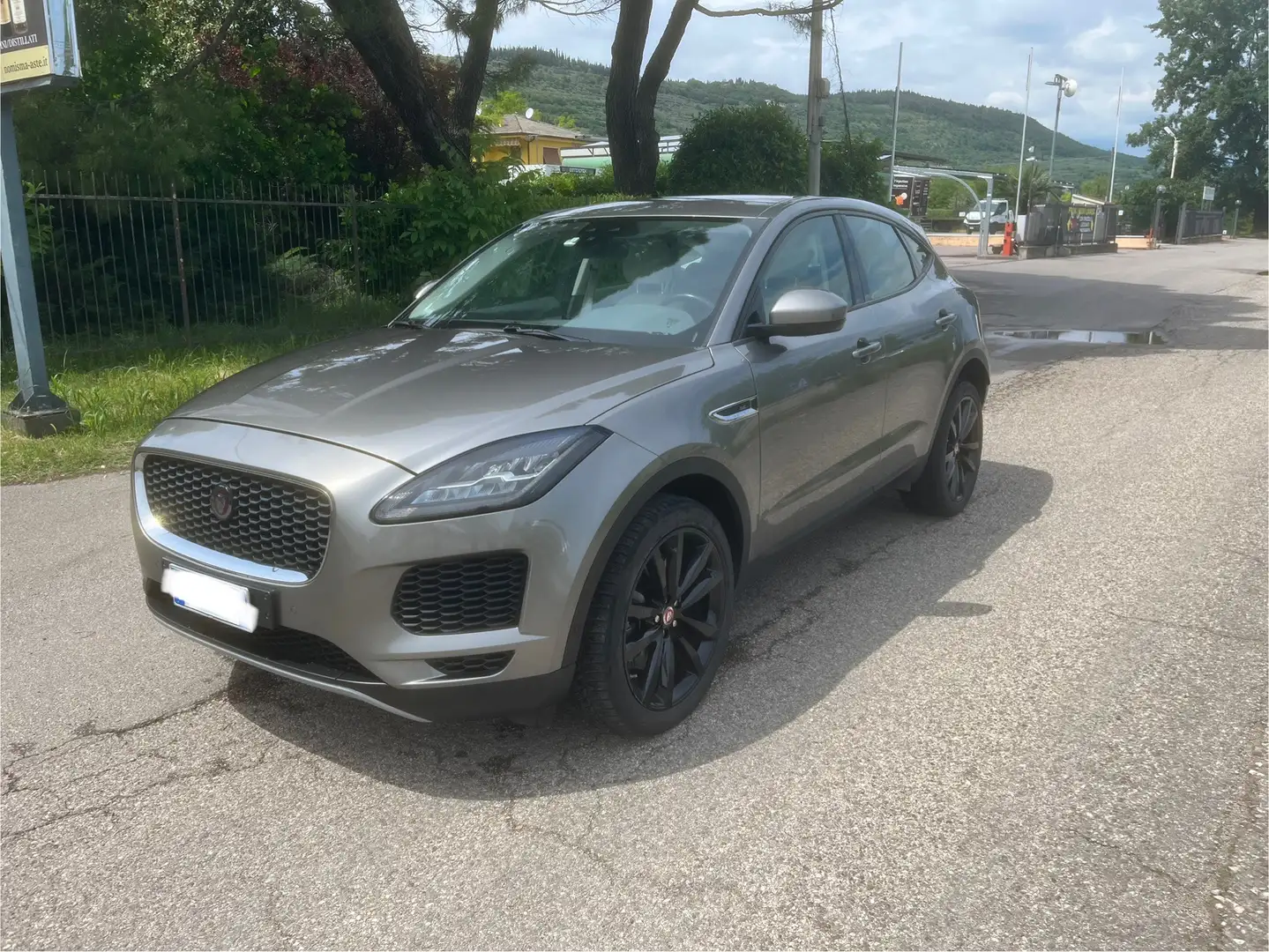 Jaguar E-Pace 2.0 i4 R-Dynamic SE awd 249cv auto - 1