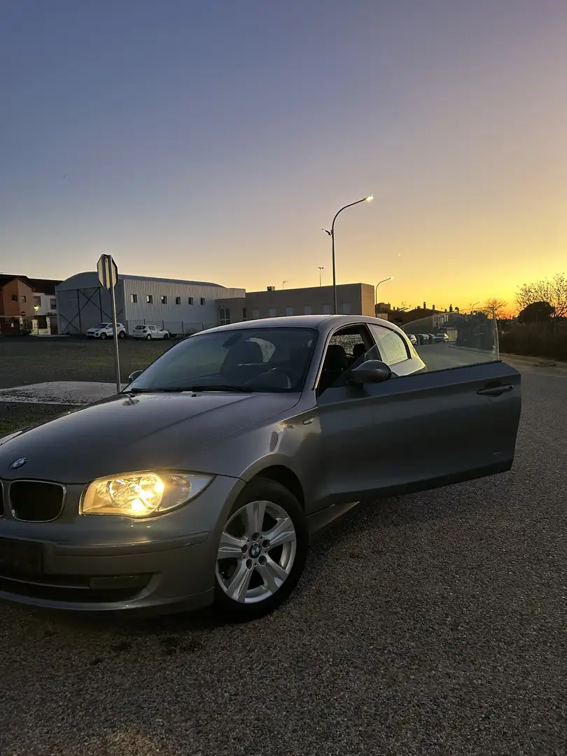BMW 118 118d - 1