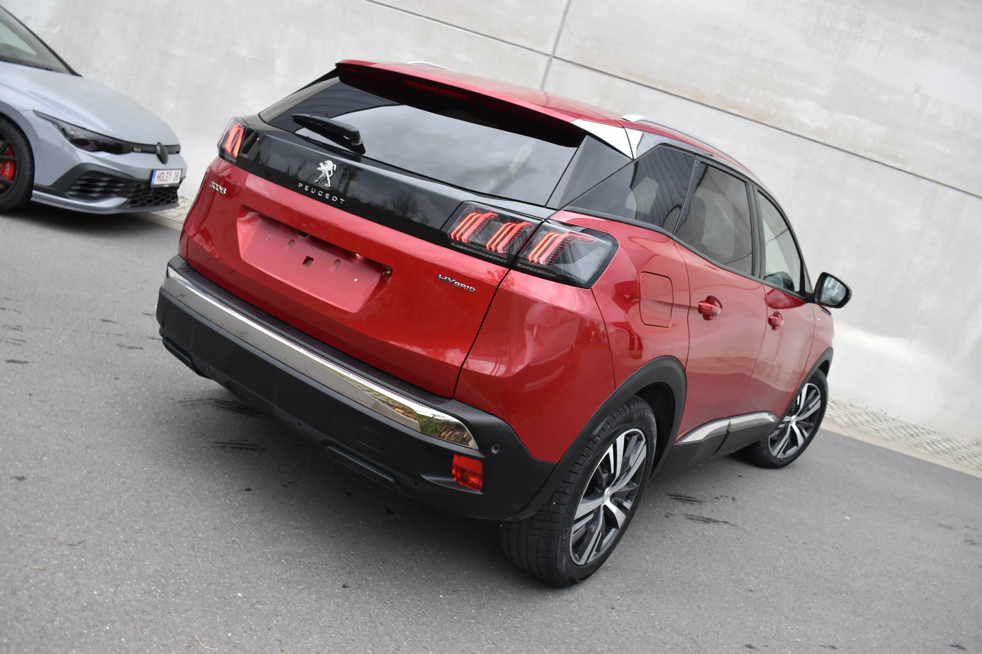 Peugeot 3008 1.6 Hybrid 225 Allure *1 an de garantie* — photo 3
