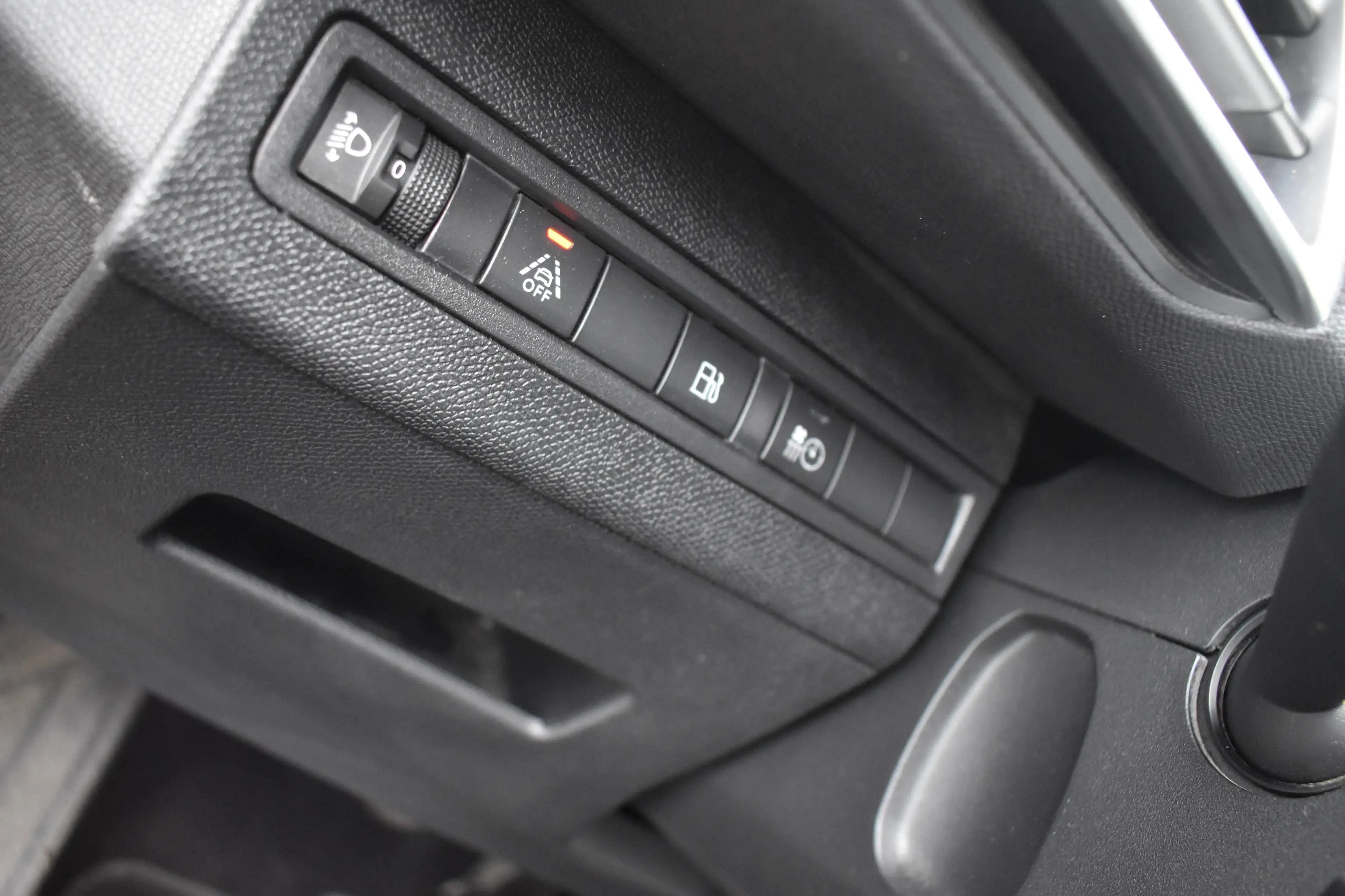 Peugeot 3008 1.6 Hybrid 225 Allure *1 an de garantie* — photo 6