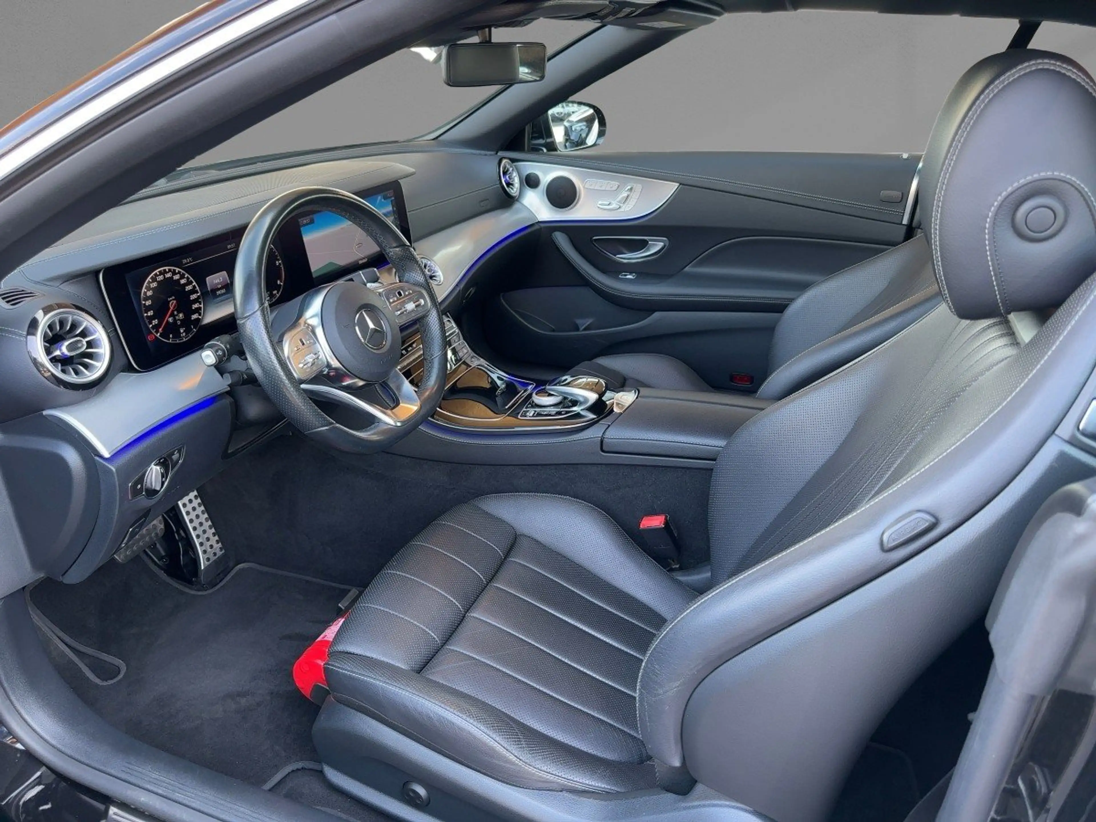 Mercedes-Benz E 400 d 4MATIC Cabriolet AMG MBeam Widescreen — photo 8