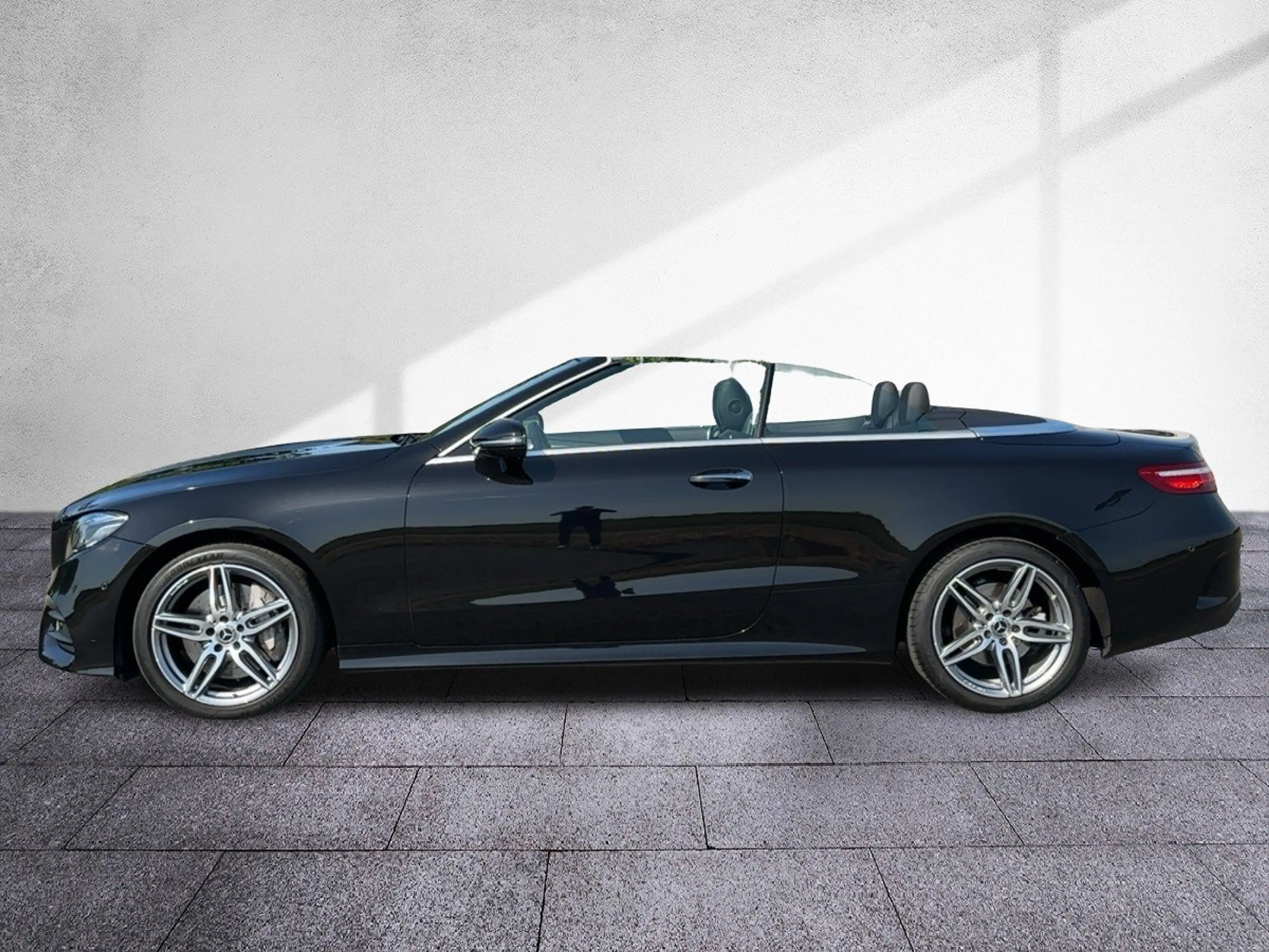 Mercedes-Benz E 400 d 4MATIC Cabriolet AMG MBeam Widescreen — photo 3