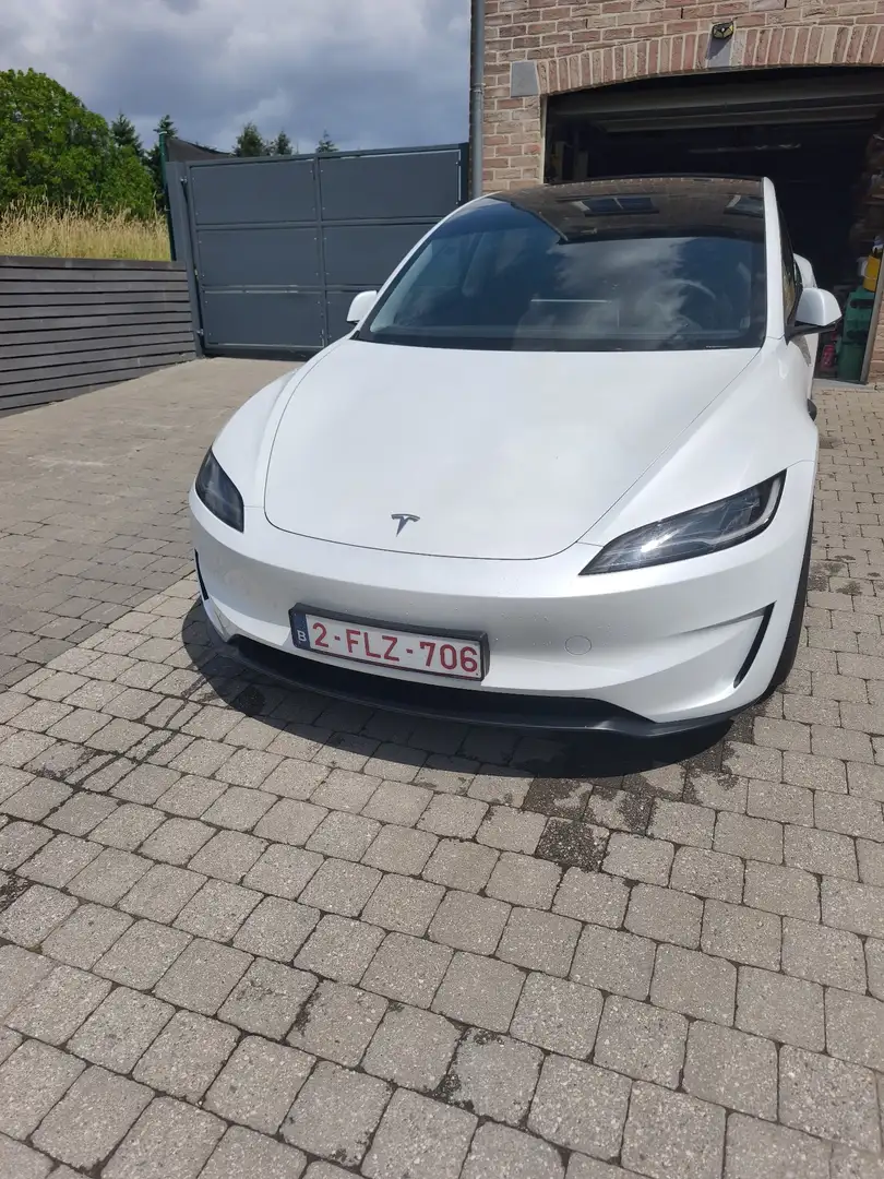 Tesla Model 3 Performance Dual Motor AWD - 2